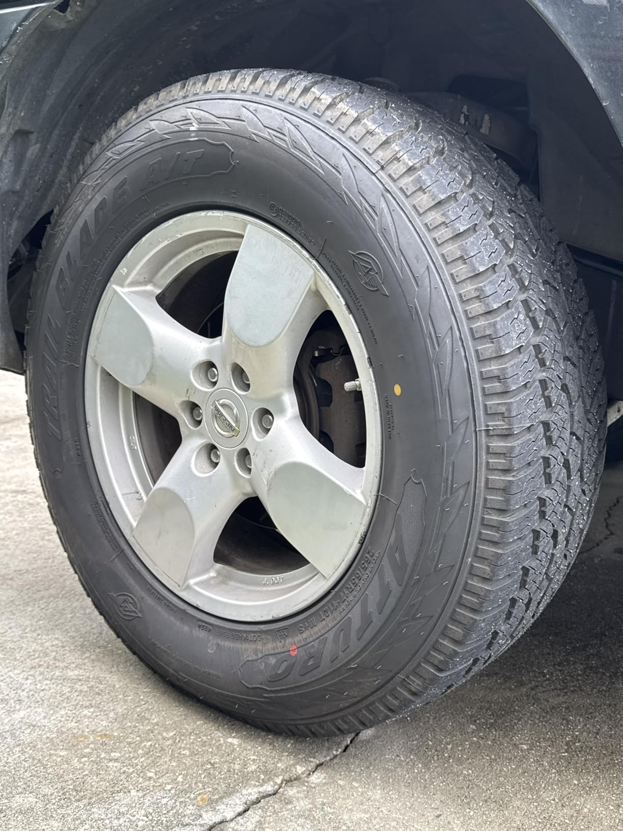 ATTURO Trail Blade A/T All-Terrain Tire, LT245/75R17 121/118S customer photo 2