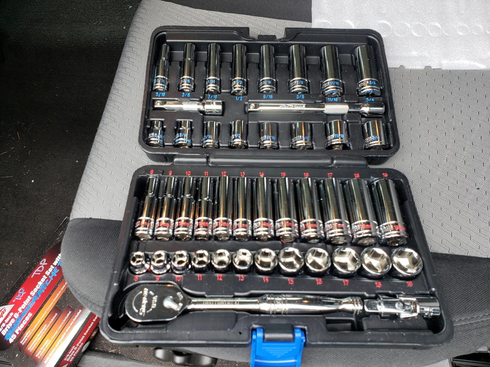 EPAuto 69 Pieces 1/4-Inch & 3/8-Inch Drive Socket Set, Pear Head Ratchet customer photo 1