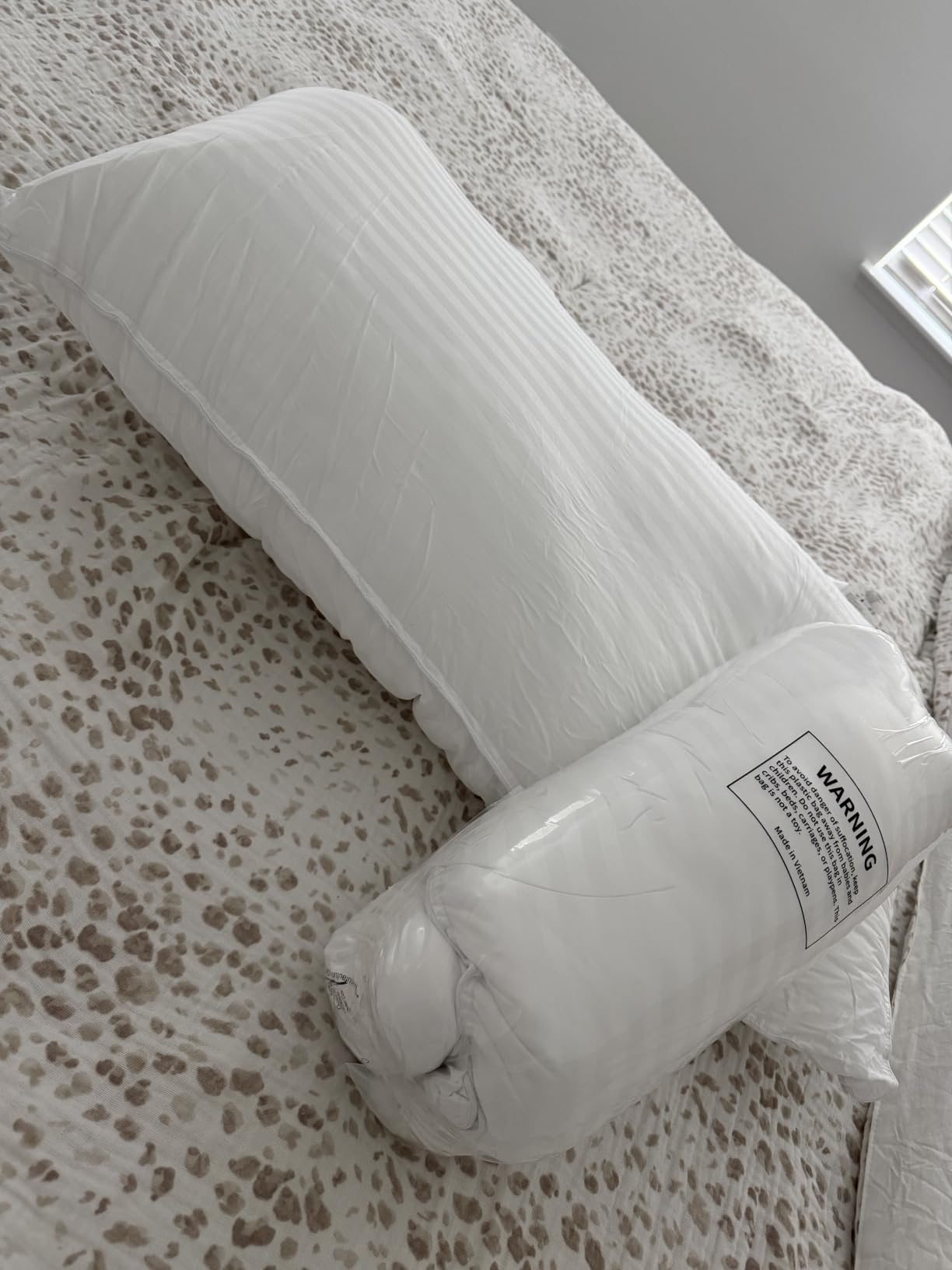 Beckham Hotel Collection Pillows customer photo 1