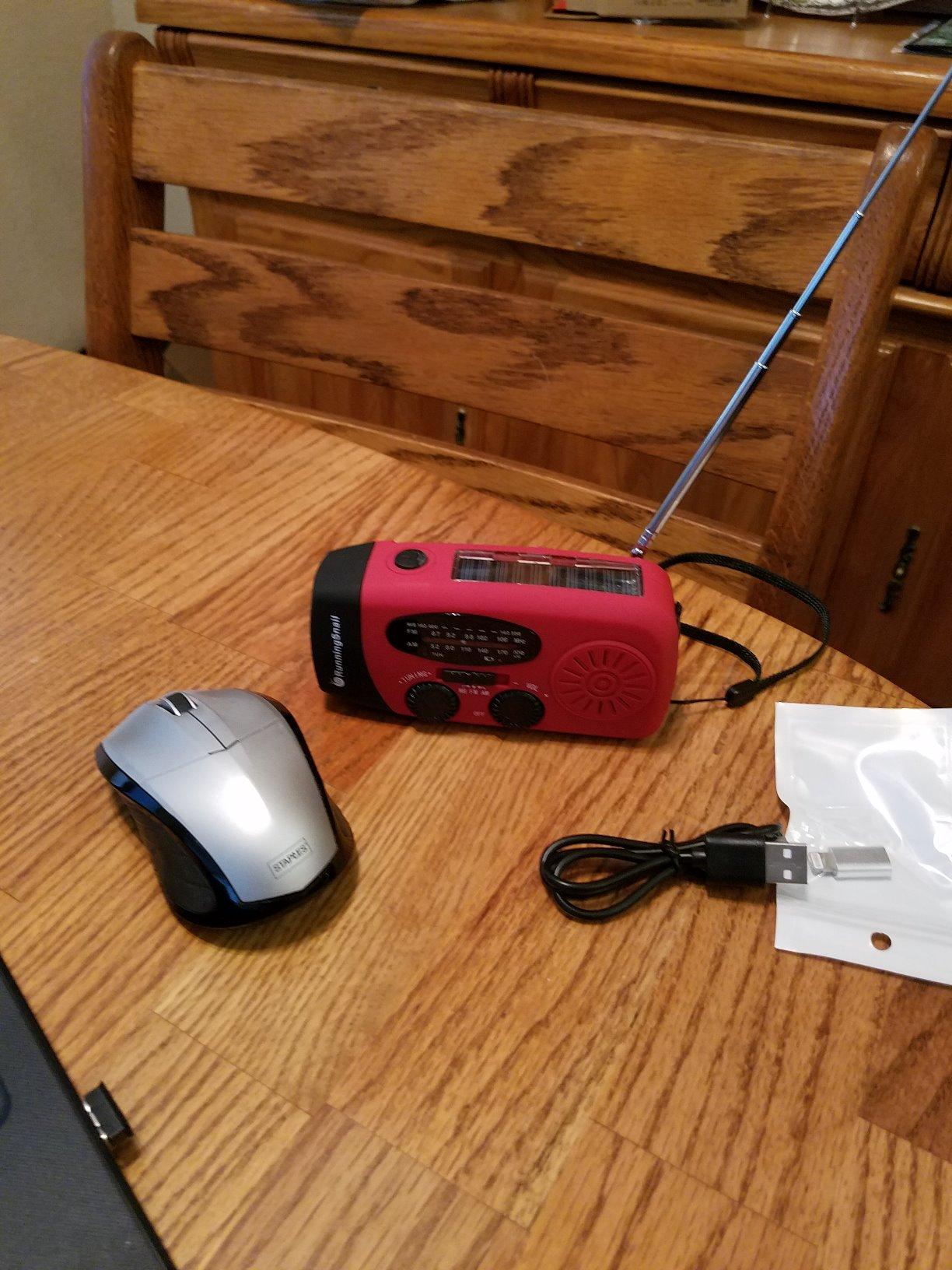 RunningSnail Hand Crank Radio with Flashlight, NOAA/AM/FM Emergency Radio customer photo 1