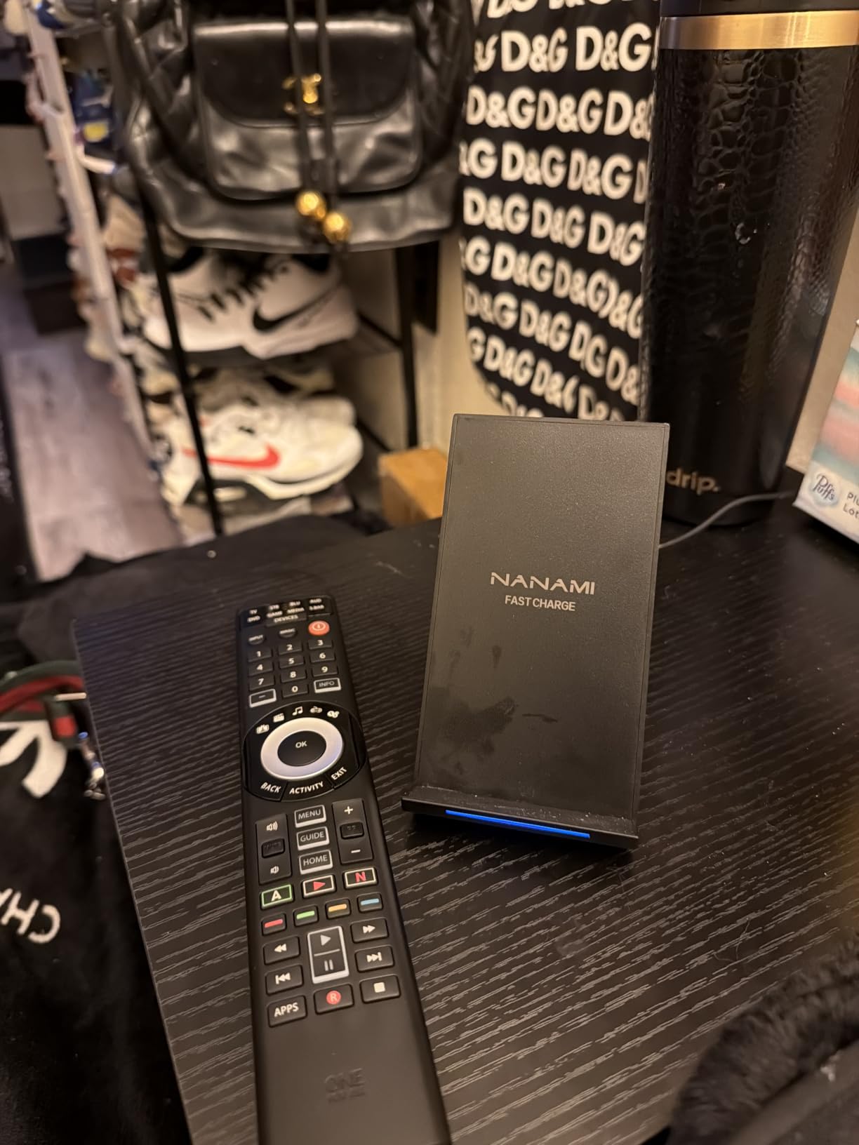 NANAMI Fast Wireless Charger, Wireless Charging Stand customer photo 1