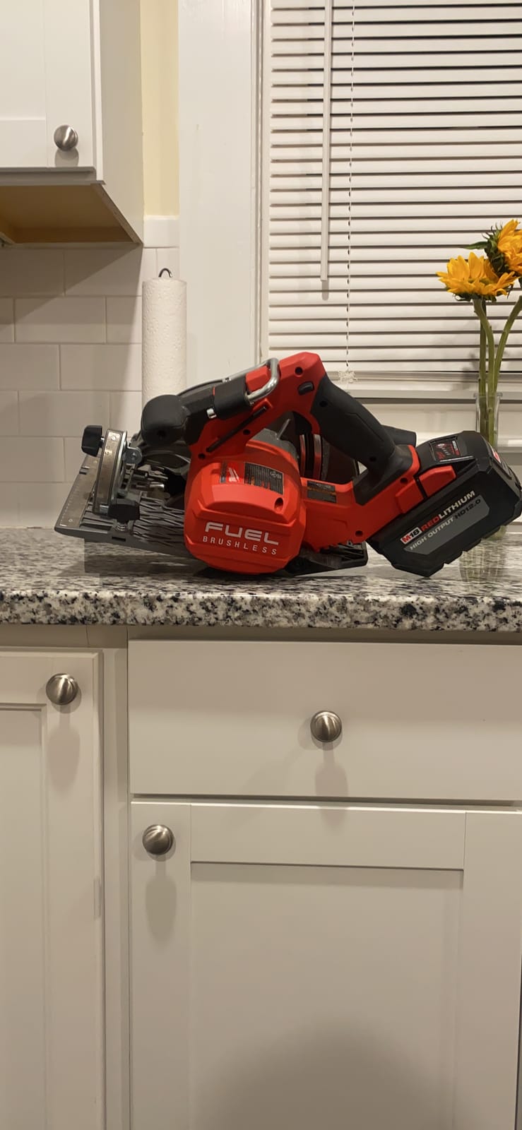 Milwaukee 2732-20 M18 FUEL 7-1/4 in. Circular Saw customer photo 1