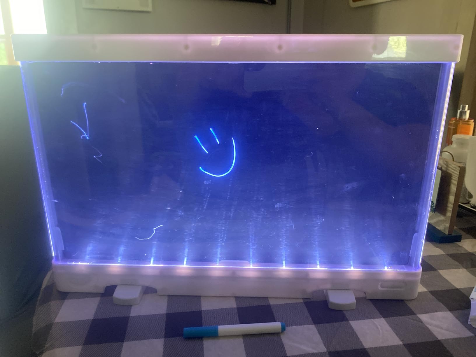 Crayola Ultimate Light Board customer photo 2