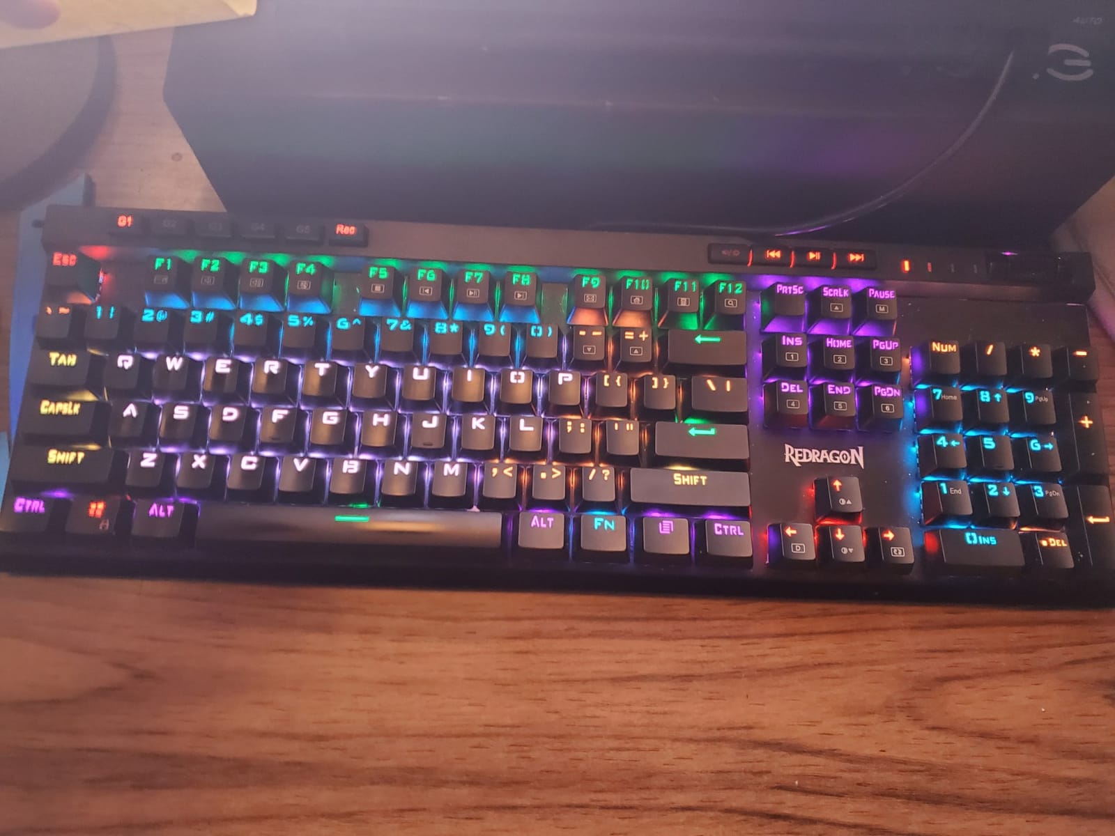 Redragon K580 Wired RGB Mechanical Gaming Keyboard, Macro Key & Media Wheel customer photo 2