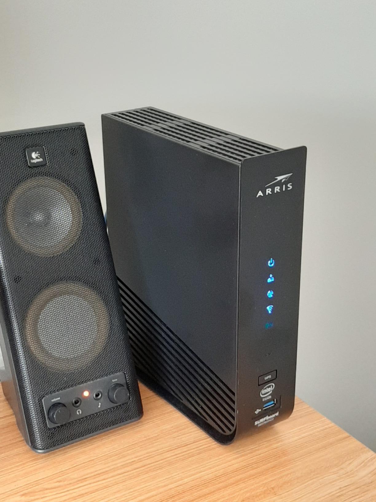 ARRIS (SBG7600AC2) - Cable Modem Router Combo - DOCSIS 3.0 & AC2350 WiFi, [Check with your provider for compatibility]Four 1 Gbps Ports , 800 Mbps Max Internet Speeds customer photo 2