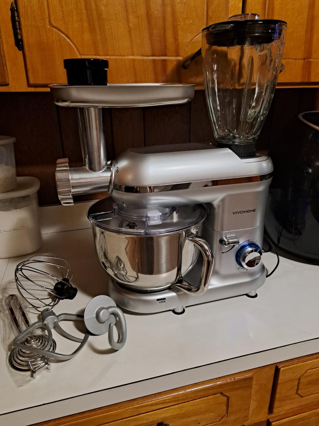 VIVOHOME 3-in-1 Stand Mixer, 6-Quart Tilt-Head Mixer, 10 Speeds, Red customer photo 1
