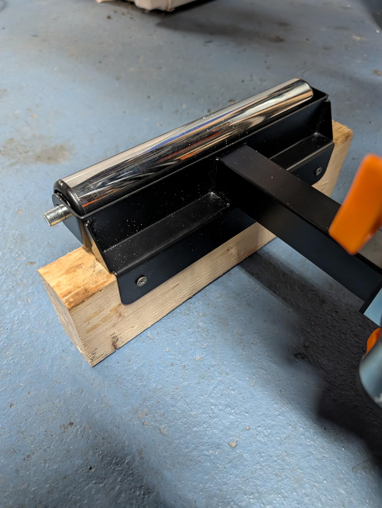 WEN Miter Saw Stand, Collapsible and Rolling with 3 Onboard Outlets (MSA330) customer photo 2