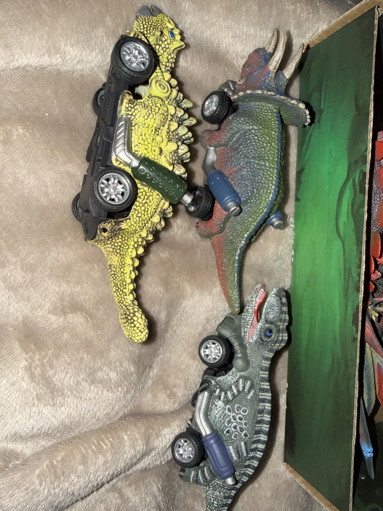DINOBROS Dinosaur Cars customer photo 1