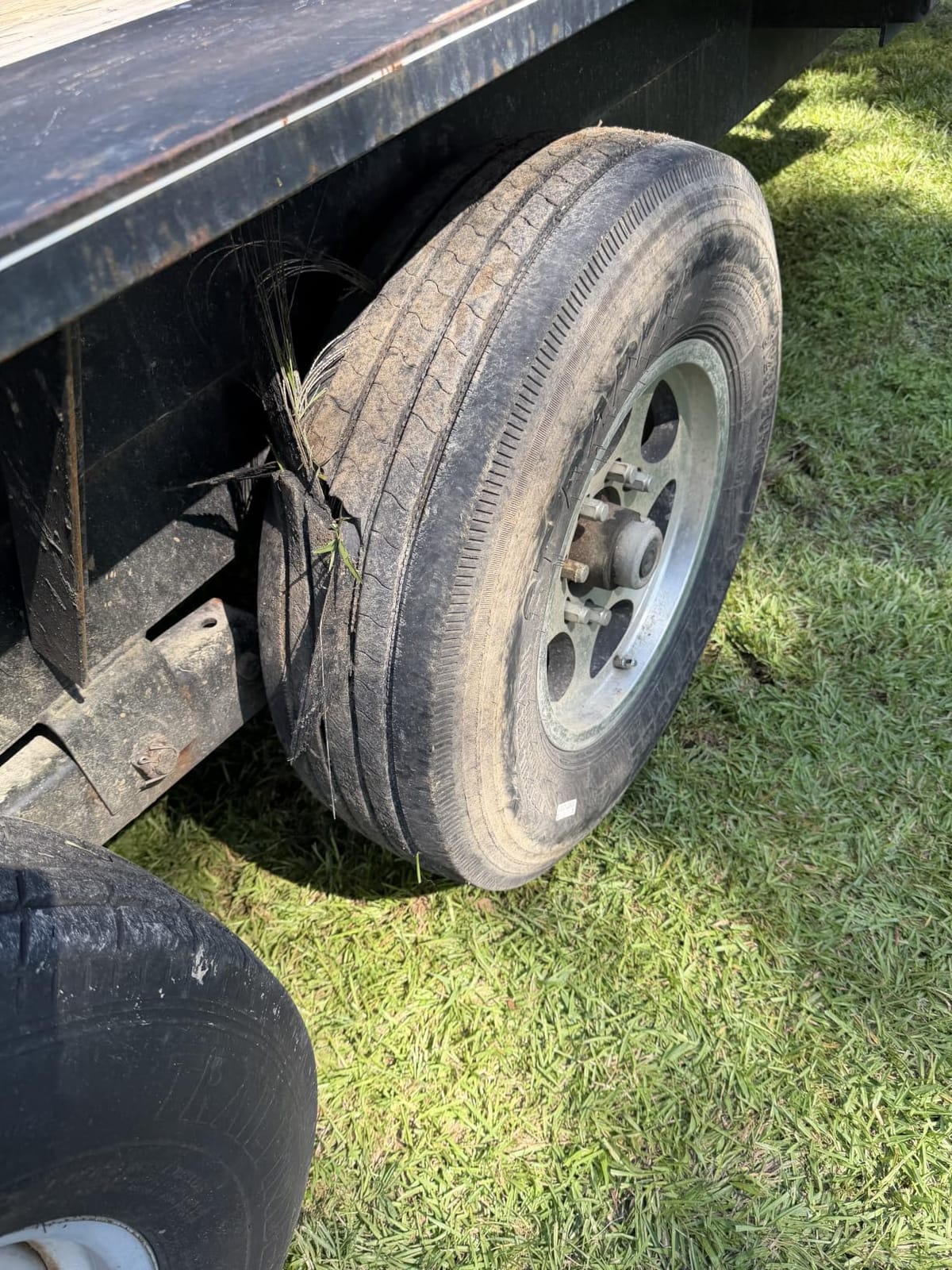 Transeagle ST Radial All Steel Heavy Duty Premium Trailer Radial Tire-ST235/80R16 235/80/16 235/80-16 129/125M Load Range G LRG 14-Ply BSW Black Side Wall customer photo 1