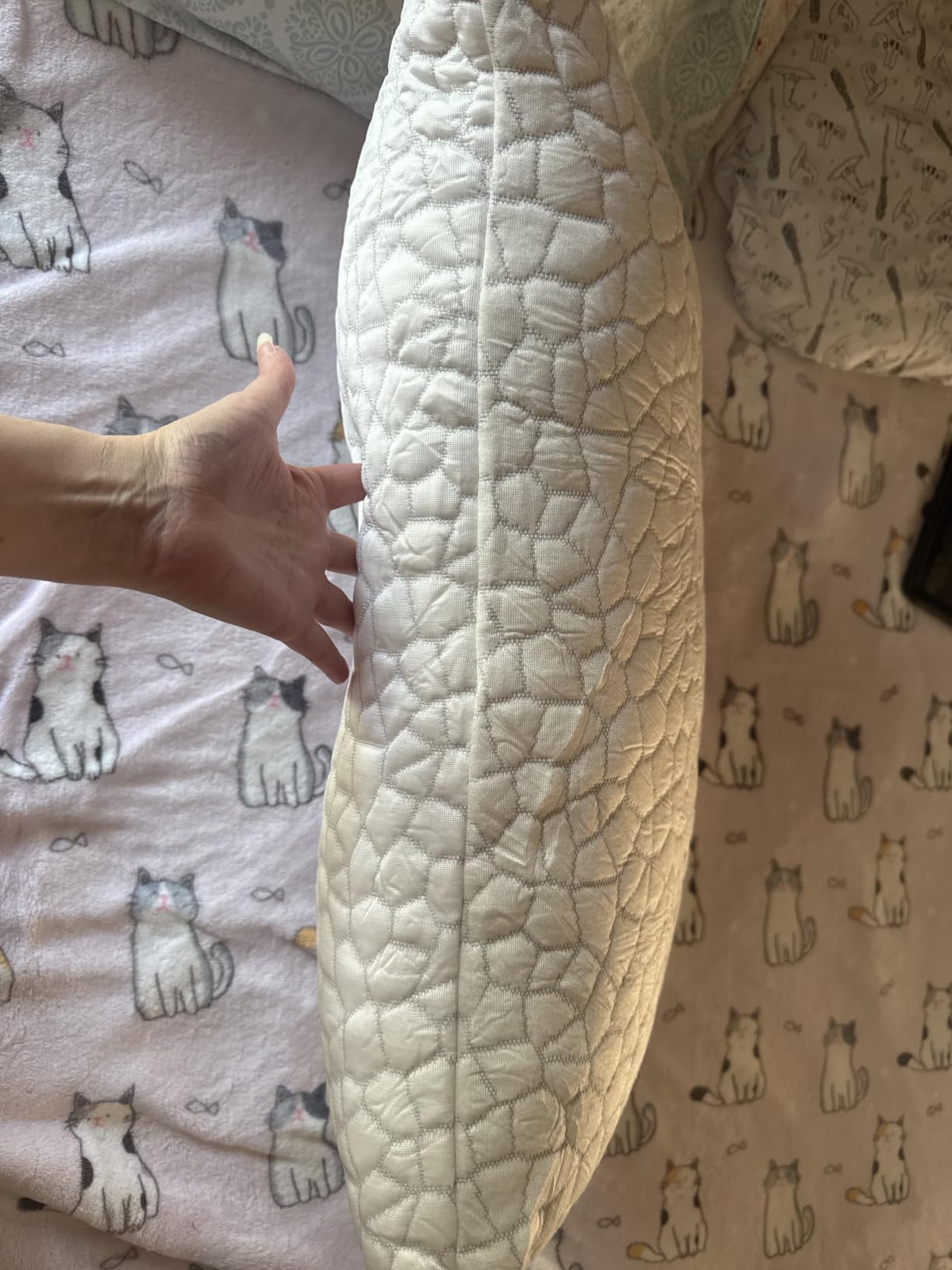 QUTOOL Cooling Pillows customer photo 2
