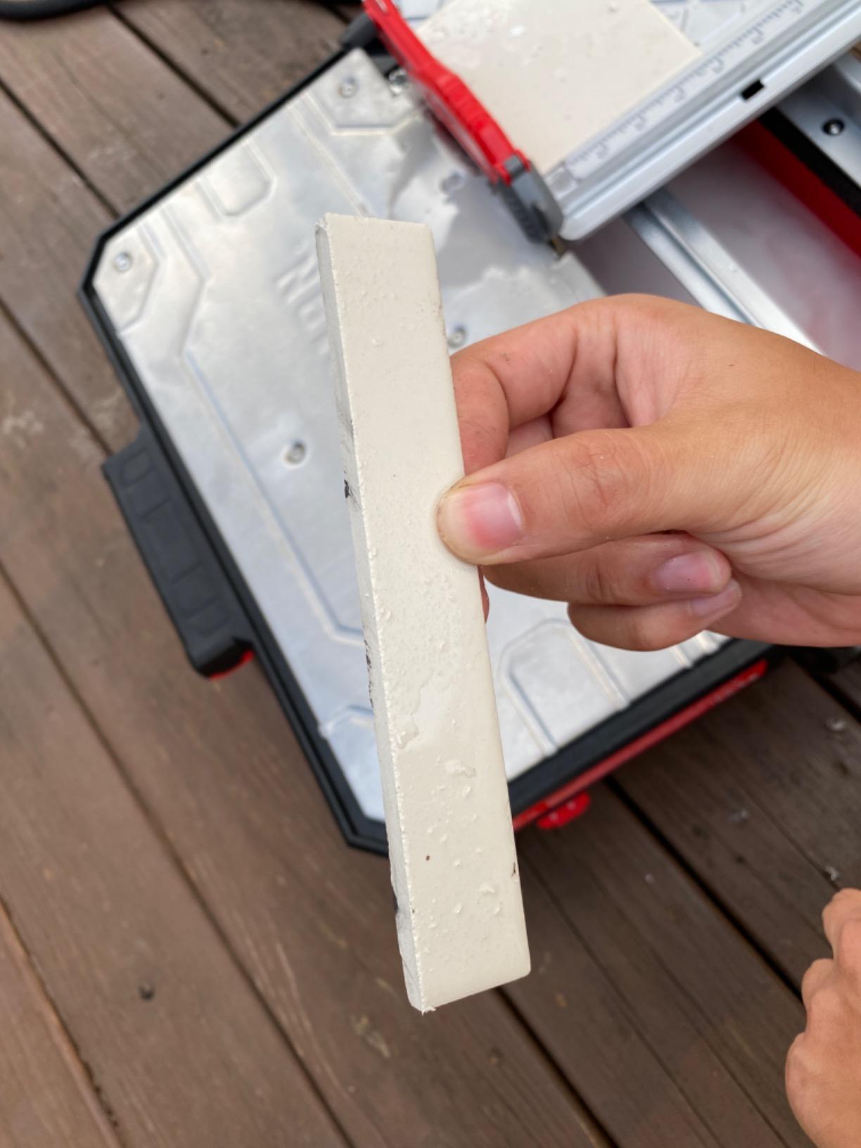 CRAFTSMAN V20 Tile Cutter, Wet Tile Saw, Compact Sliding Cart, 7 inch, Cordless, Battery and Charger (CMCS4000M1) customer photo 1