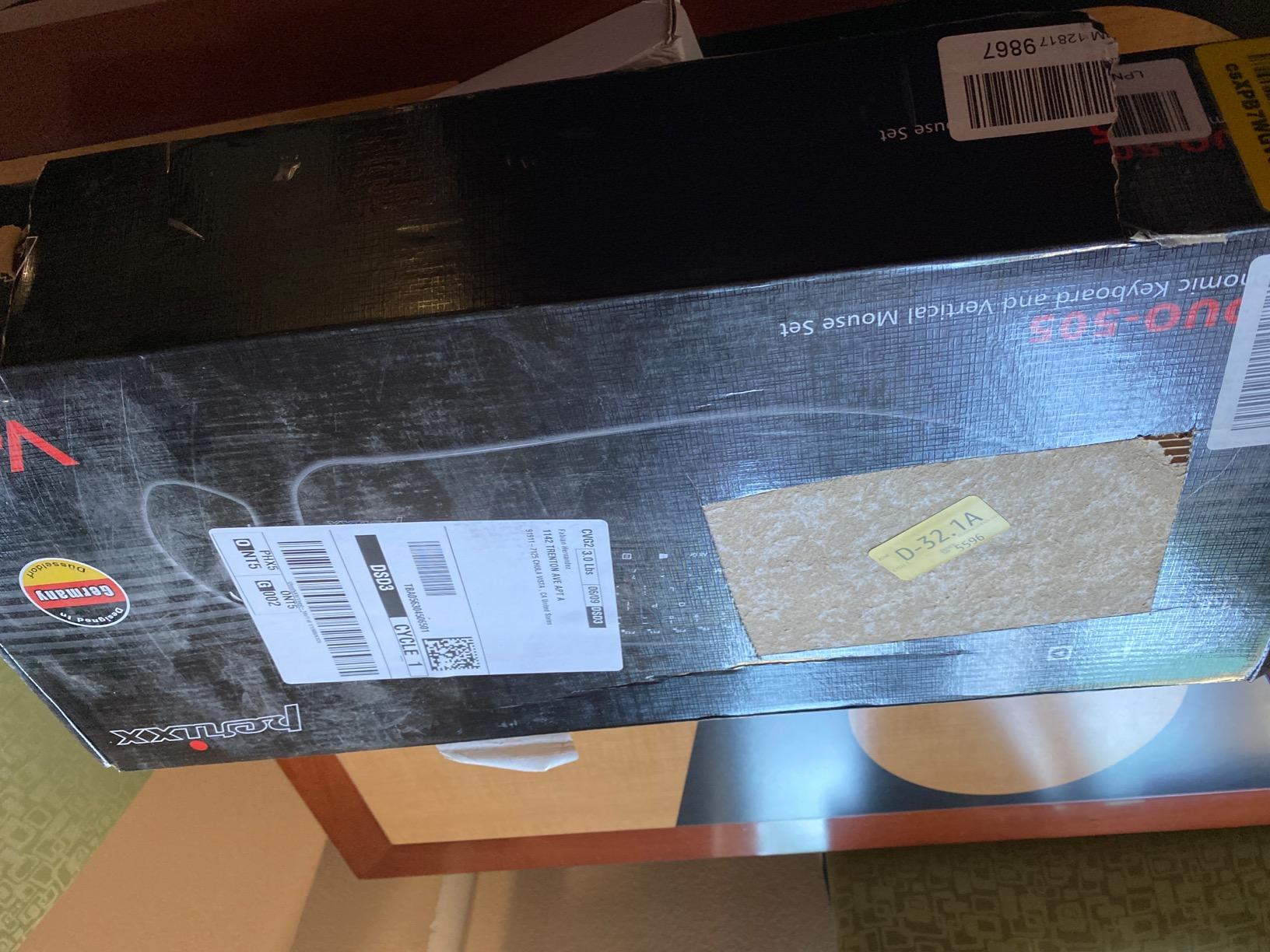 Perixx Periduo-505, Wired USB Ergonomic Split Keyboard and Vertical Mouse Combo with Adjustable Palm Rest and Short Tactical Membrane Keys, US English Layout customer photo 1