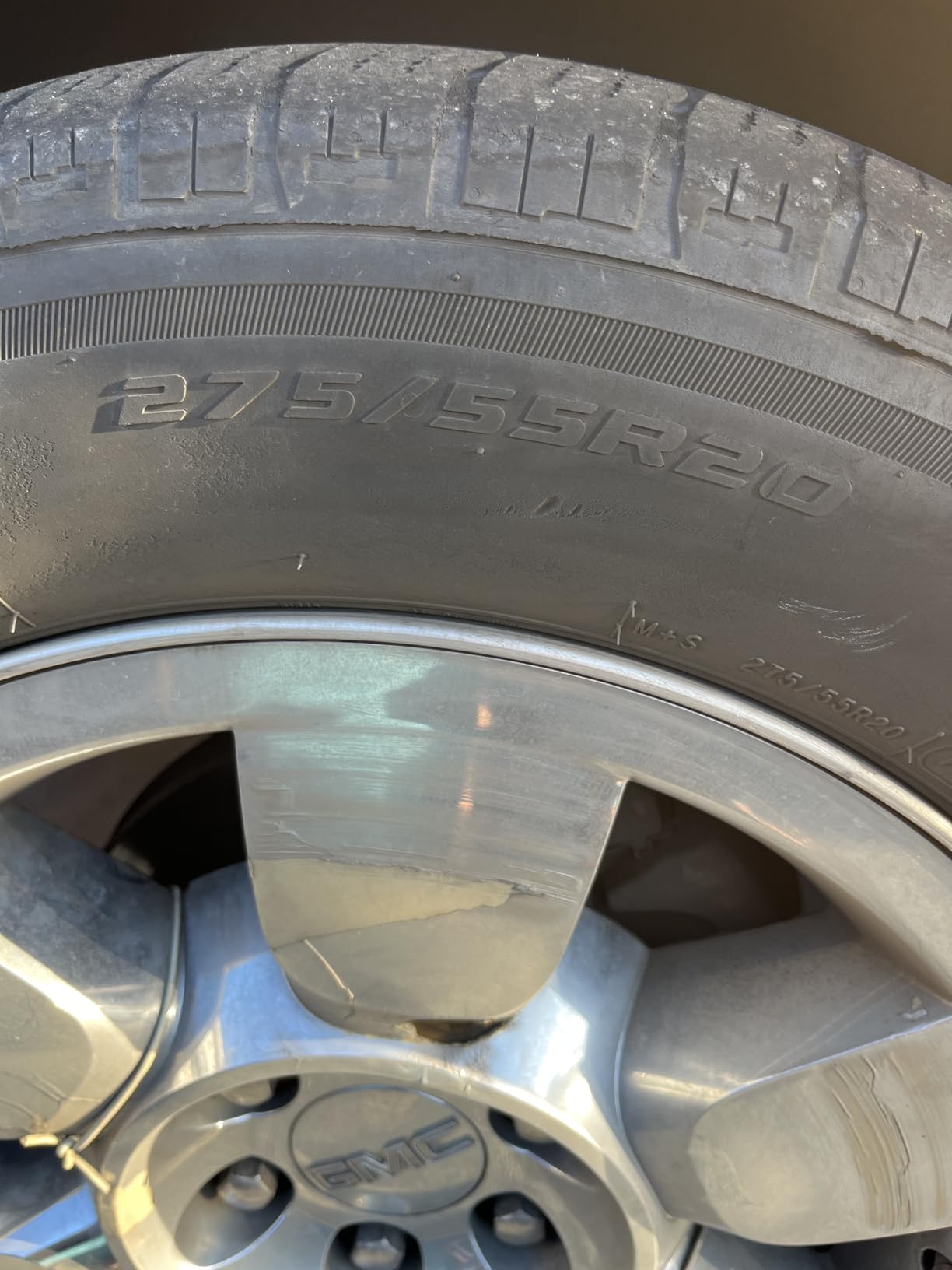 Starfire Solarus HT All-Season LT245/75R17 121S Tire customer photo 2