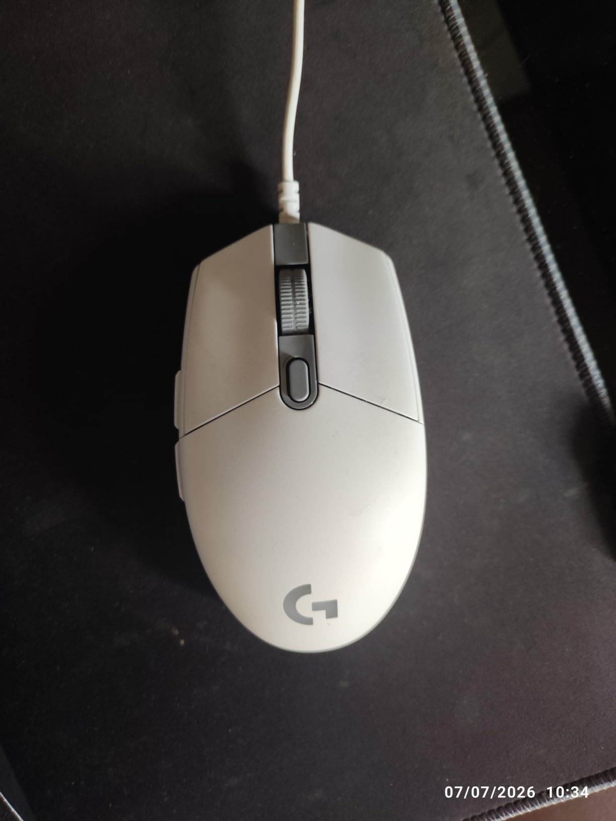 Logitech G203 Wired Gaming Mouse - Black customer photo 2