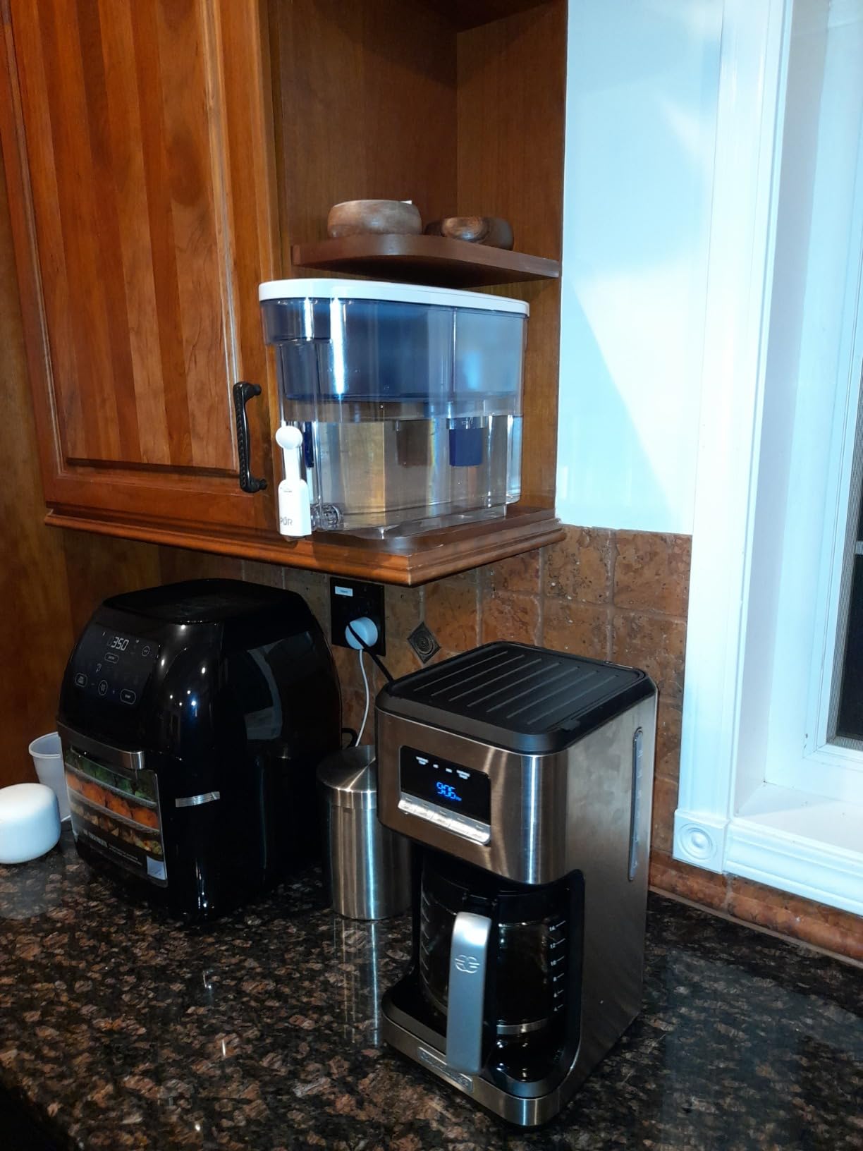PUR 30-Cup Countertop Water Filter Dispenser for Fridge, White/Blue customer photo 2
