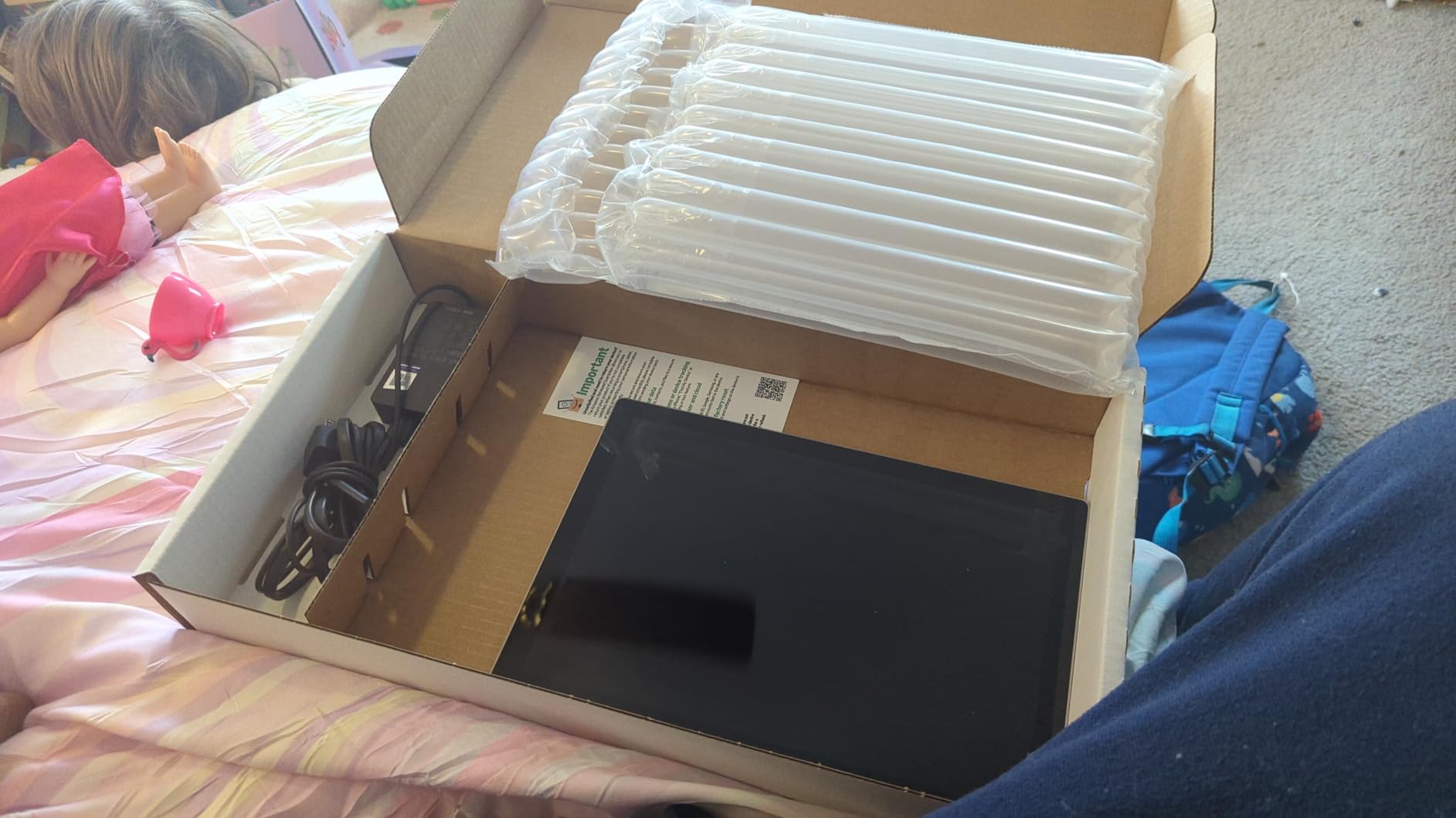 Microsoft Surface Pro 7 12.3in Intel Core i5 10th Gen 8GB RAM 128GB SSD Platinum (Renewed) customer photo 1