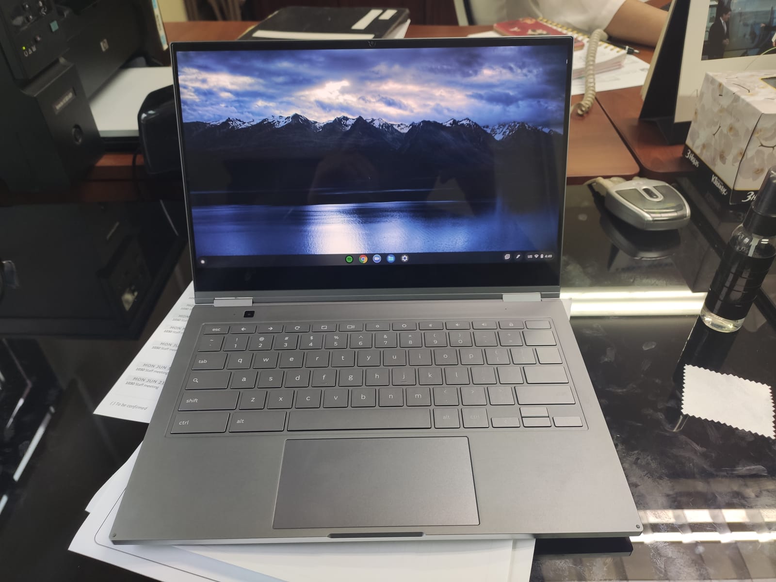 SAMSUNG 13.3