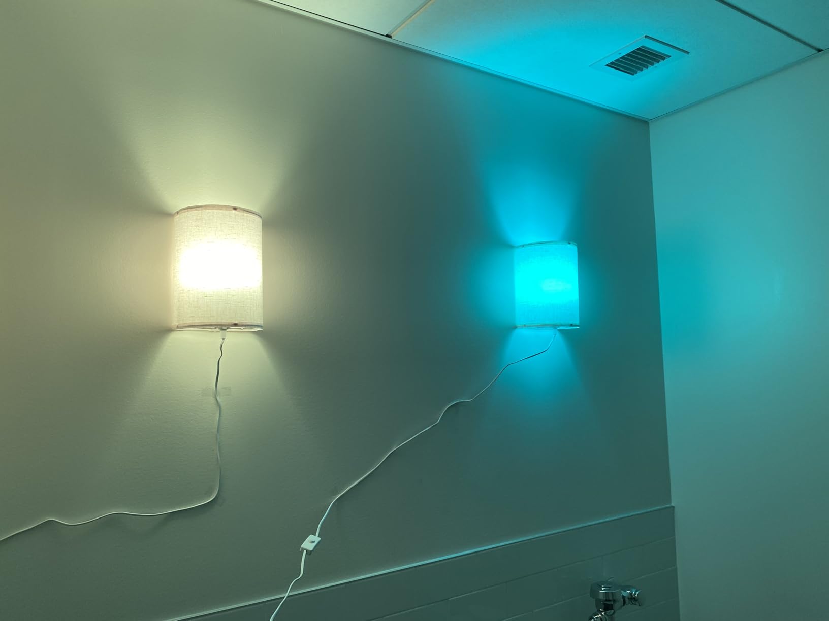 LIFX Color 2-Pack customer photo 1
