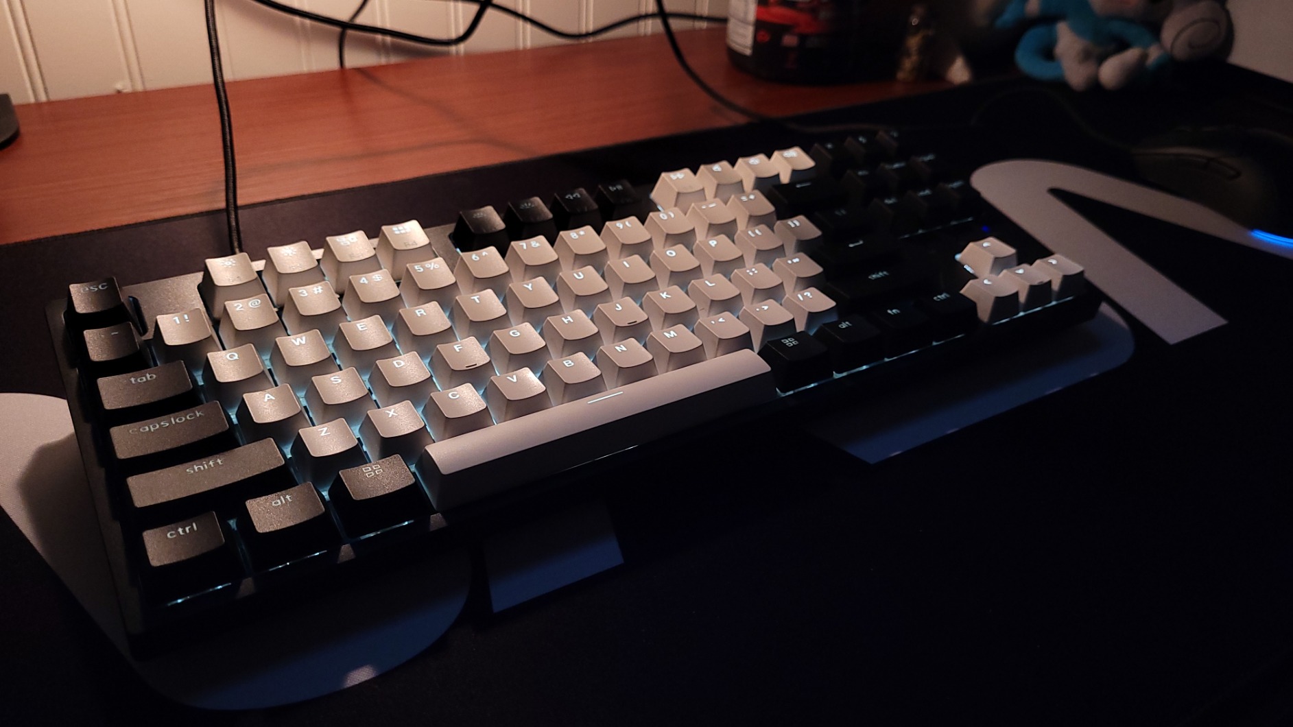 Keychron C1 Wired TKL Hot-Swappable Mechanical Keyboard, White Backlight customer photo 2