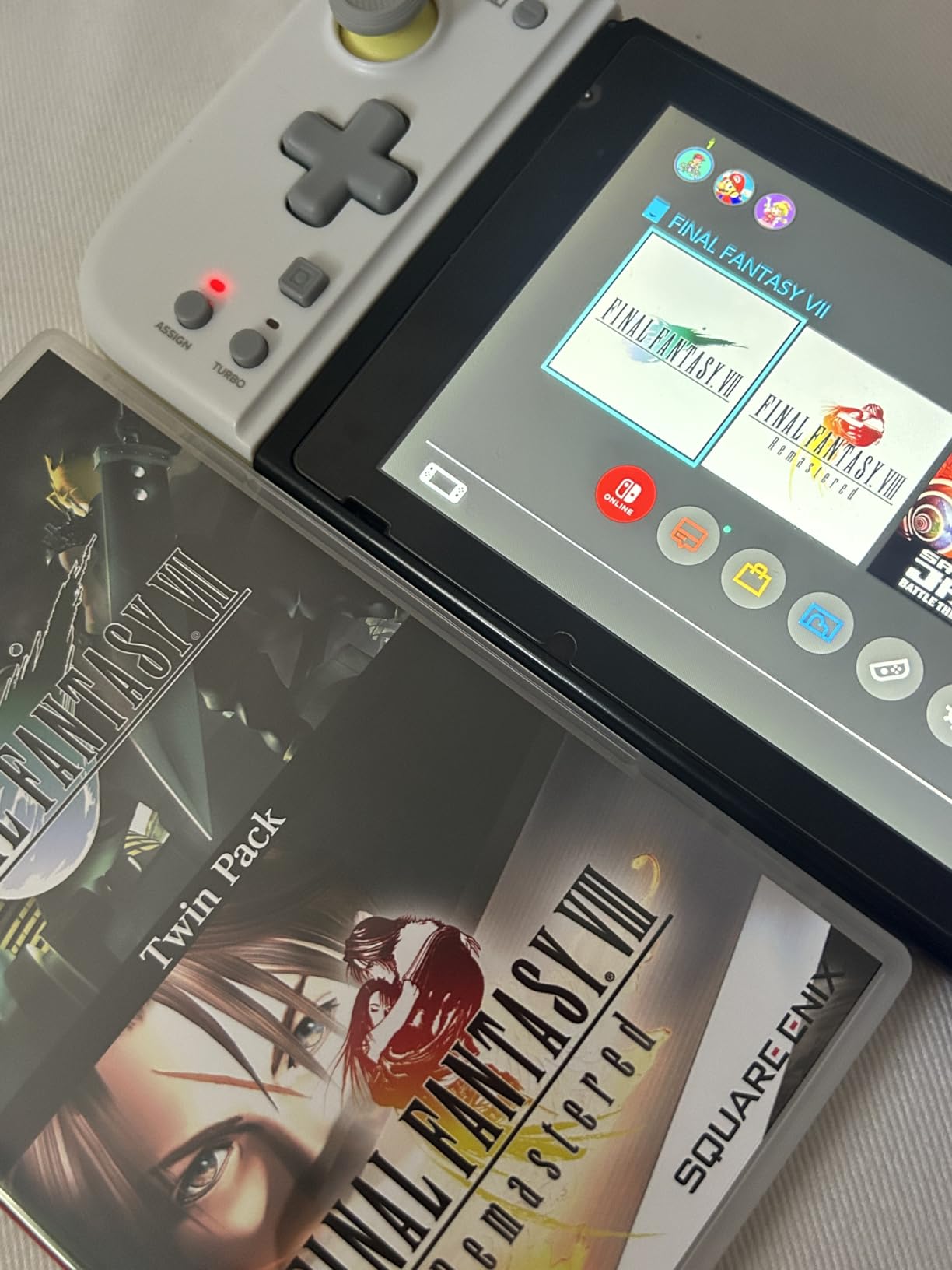 Final Fantasy VII and Final Fantasy VIII Remastered - Twin Pack (Nintendo Switch) customer photo 1