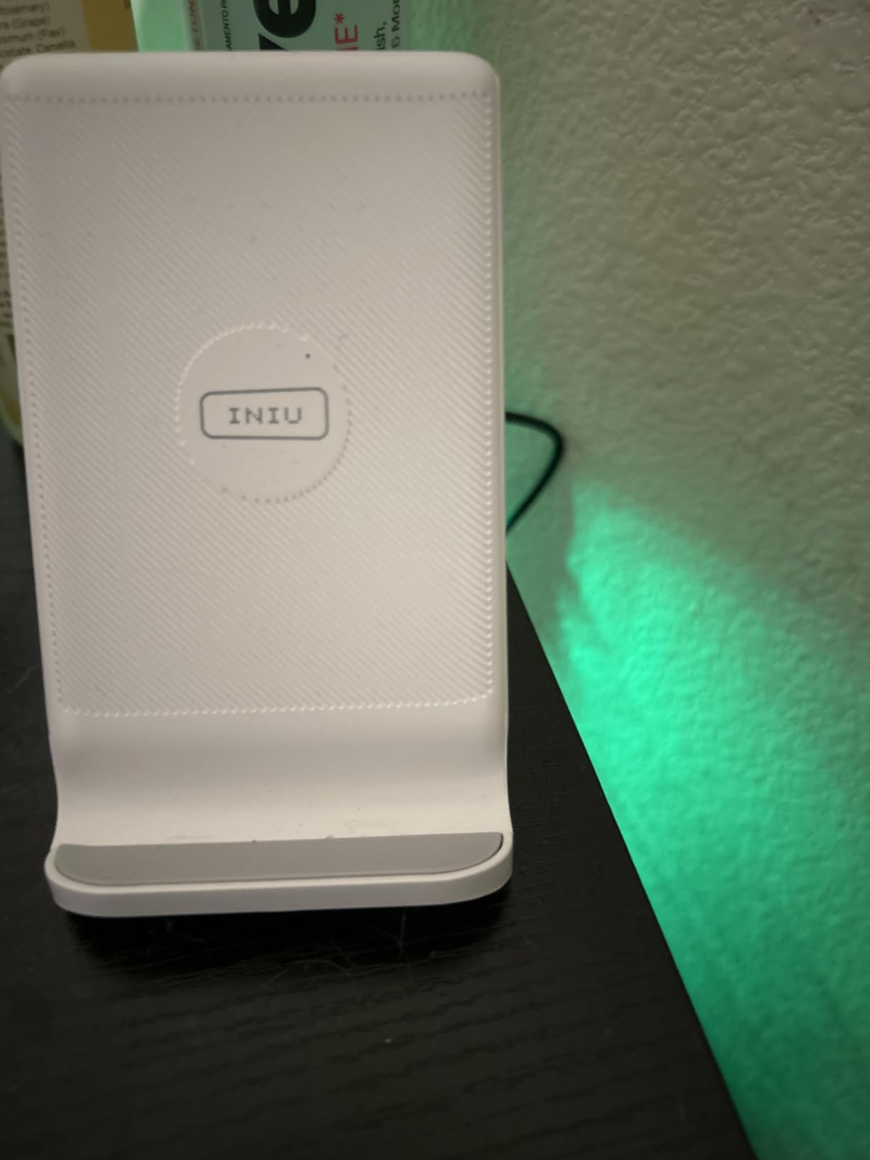 INIU Wireless Charger, 15W Fast Wireless Charging Phone Station with LED customer photo 2