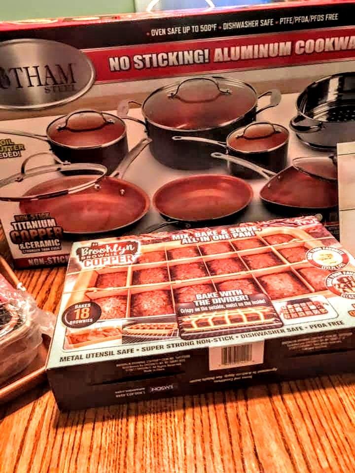Gotham Steel 12-Piece Set customer photo 2