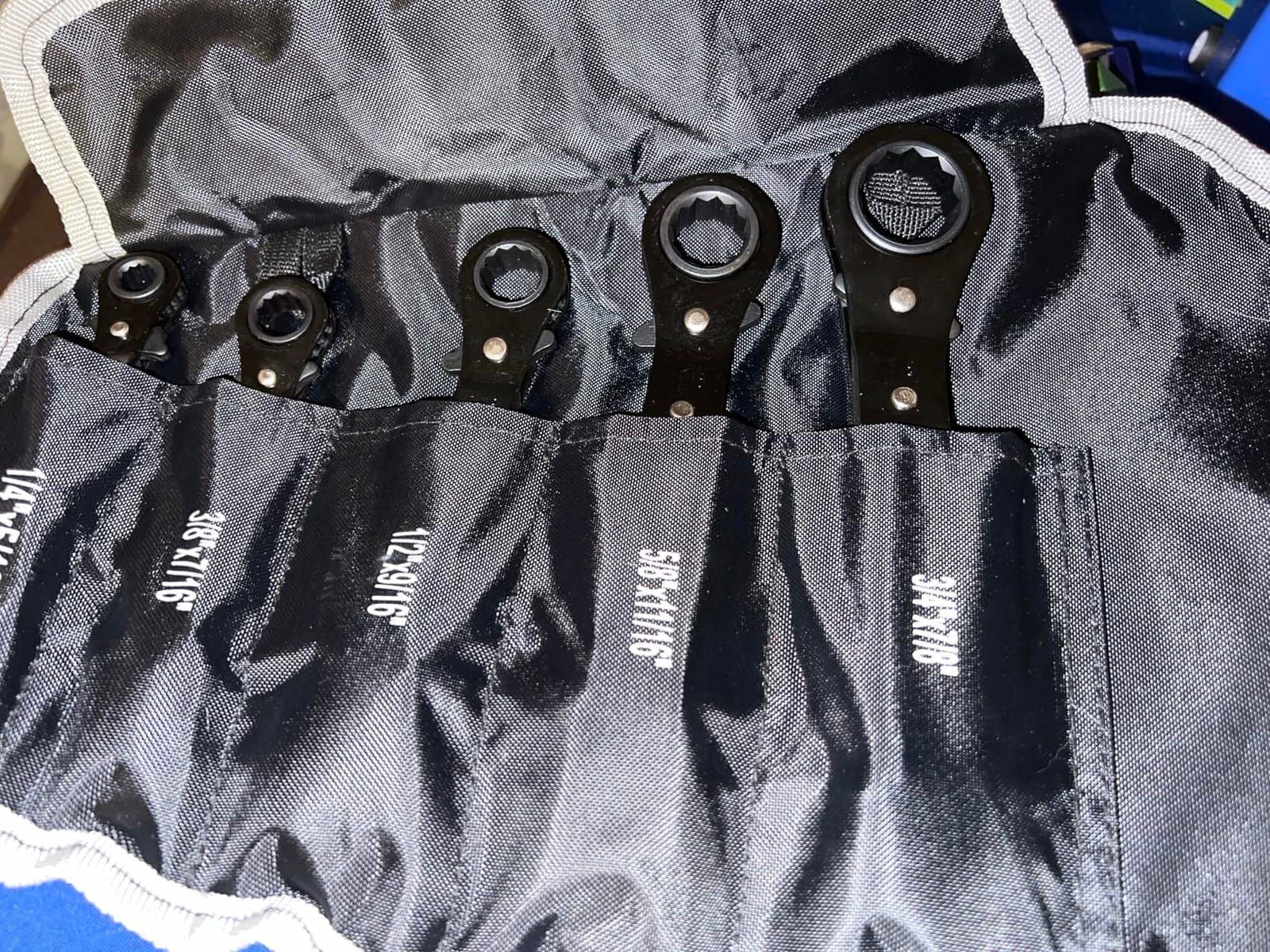 DURATECH 5-Piece Double Box Reversible Ratcheting Wrench Set, SAE customer photo 1