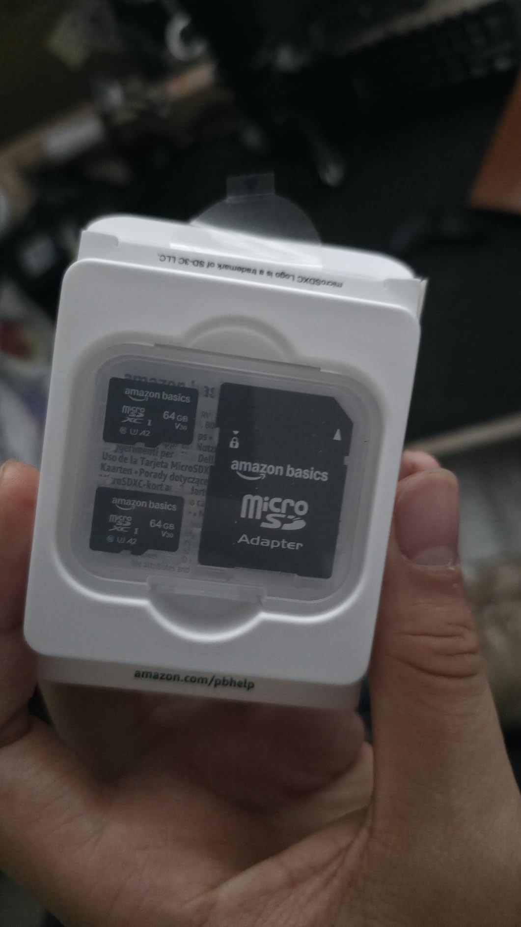 Amazon Basics microSDXC Memory Card with Full Size Adapter, A2, U3, Read Speed up to 100 MB/s, 256GB, Black customer photo 1