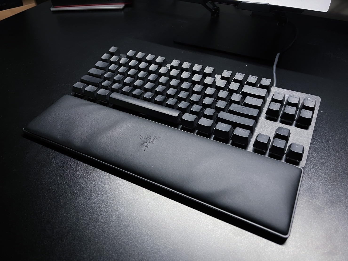 Logitech G413 TKL SE Mechanical Gaming Keyboard - Black customer photo 1