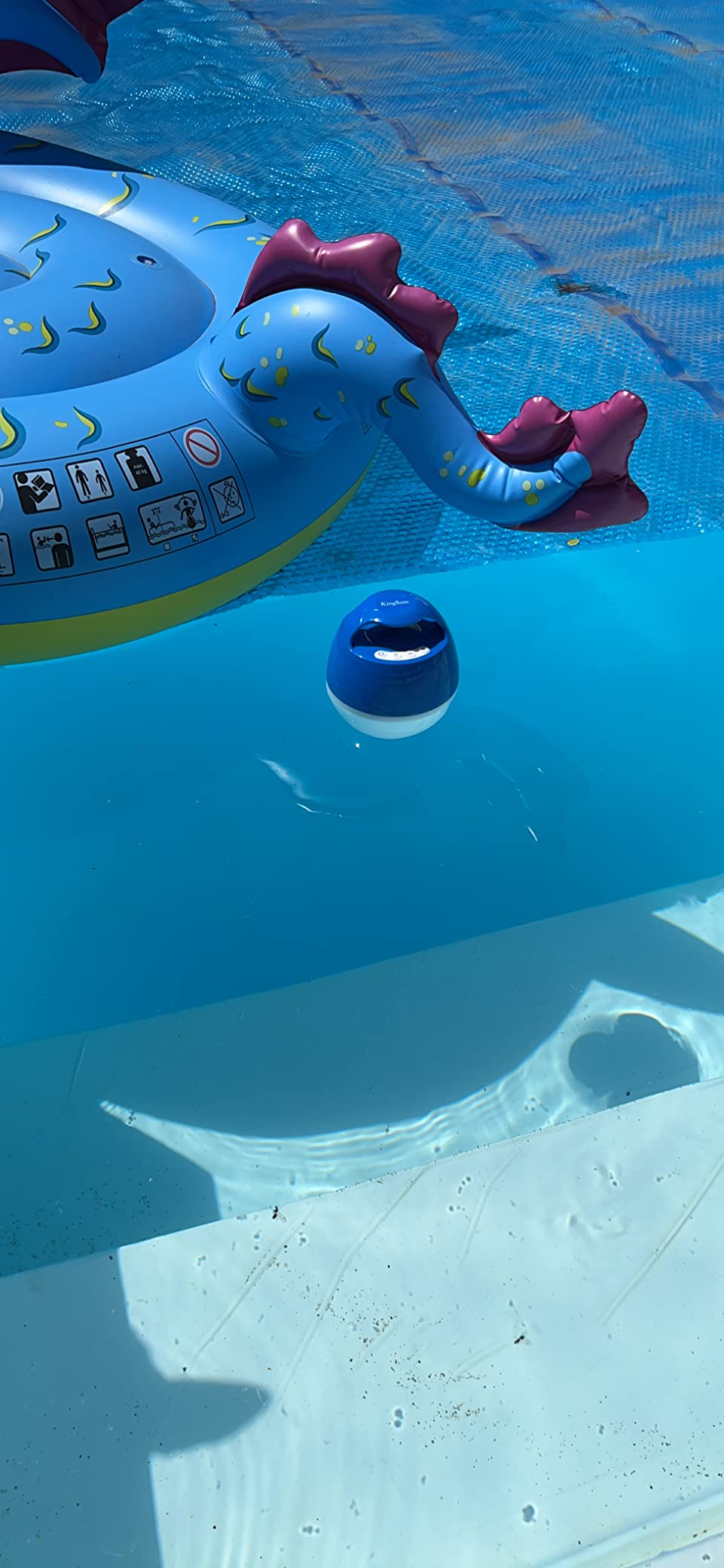 KingSom Portable Bluetooth Pool Speakers with Colorful Lights customer photo 2