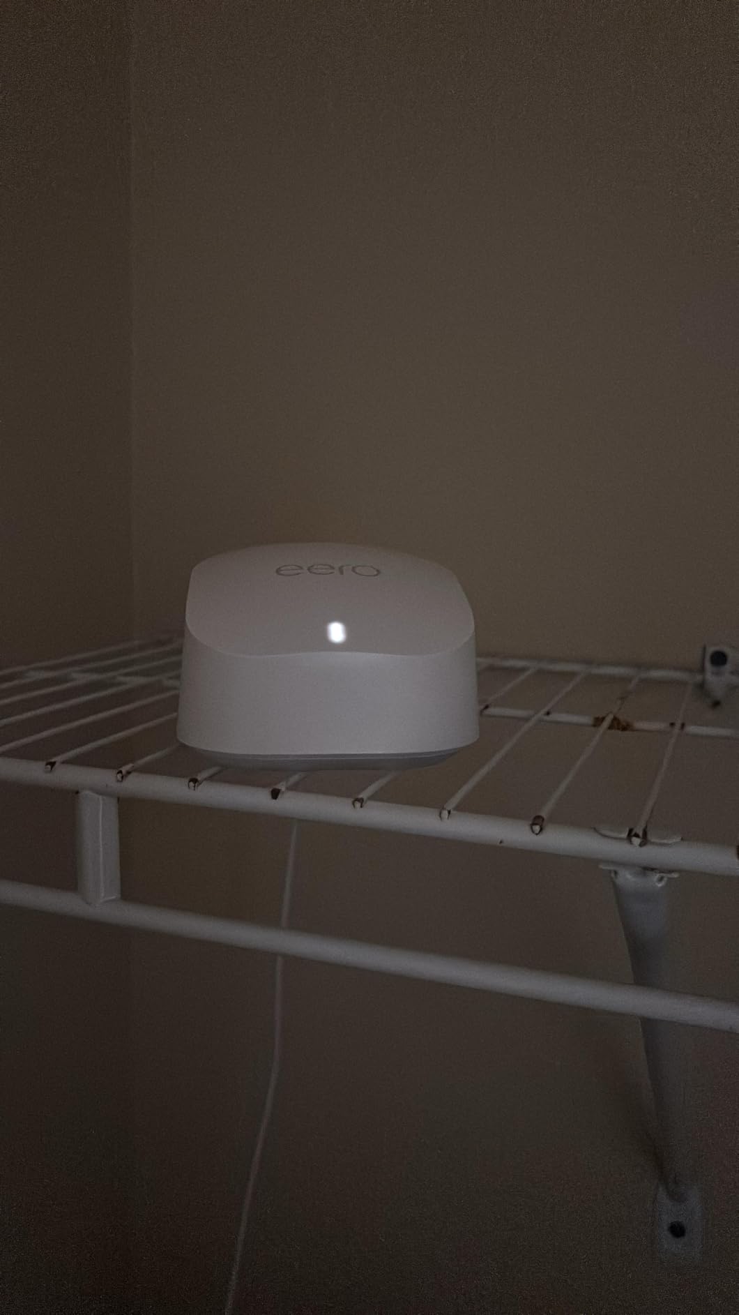 Amazon eero 6+ mesh wifi system - Supports internet plans up to a Gigabit, Coverage up to 4,500 sq. ft., Connect 75+ devices, 3-pack customer photo 2