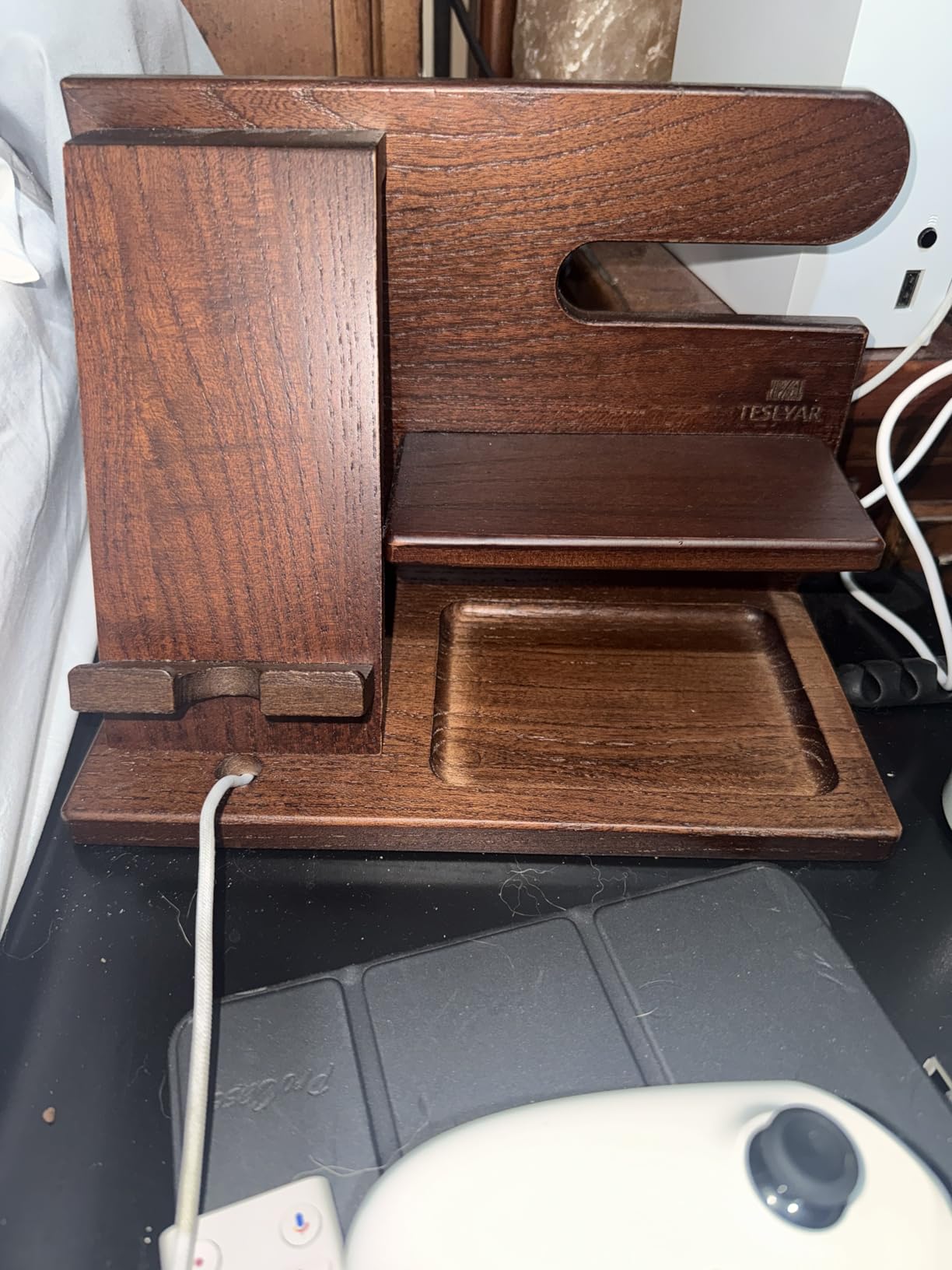 TESLYAR Docking Station customer photo 1