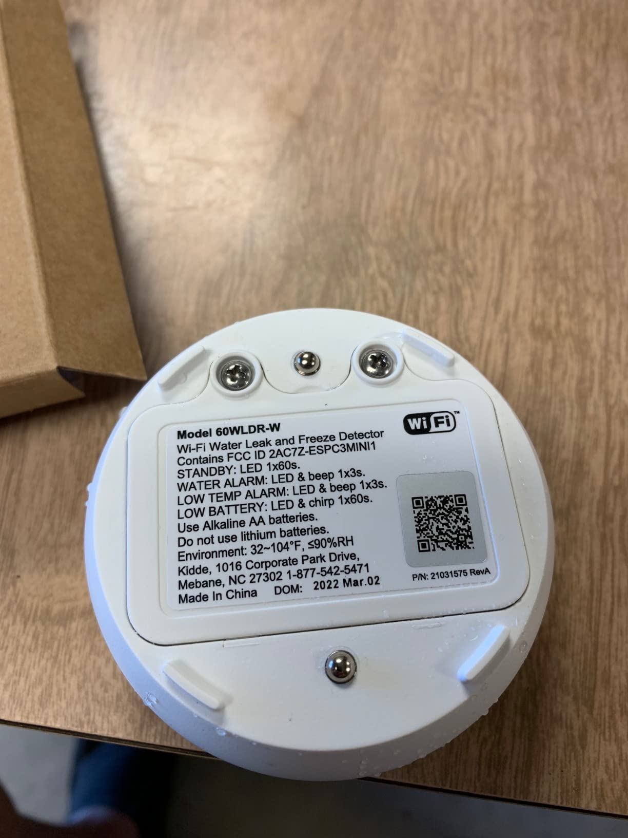 Kidde WiFi Water Leak Detector & Freeze Alarm, Alexa Device, Smart Leak Detector for Homes with App Alerts,White customer photo 2