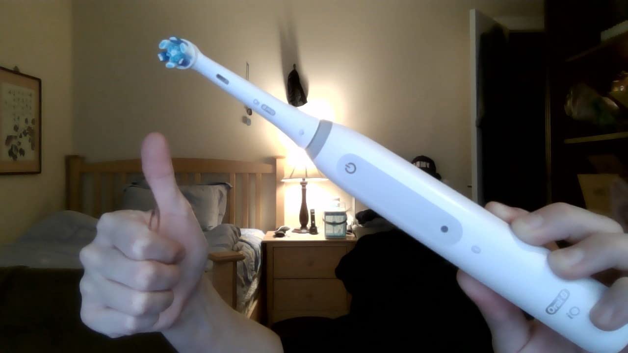 Oral-B iO Series 4 customer photo 1