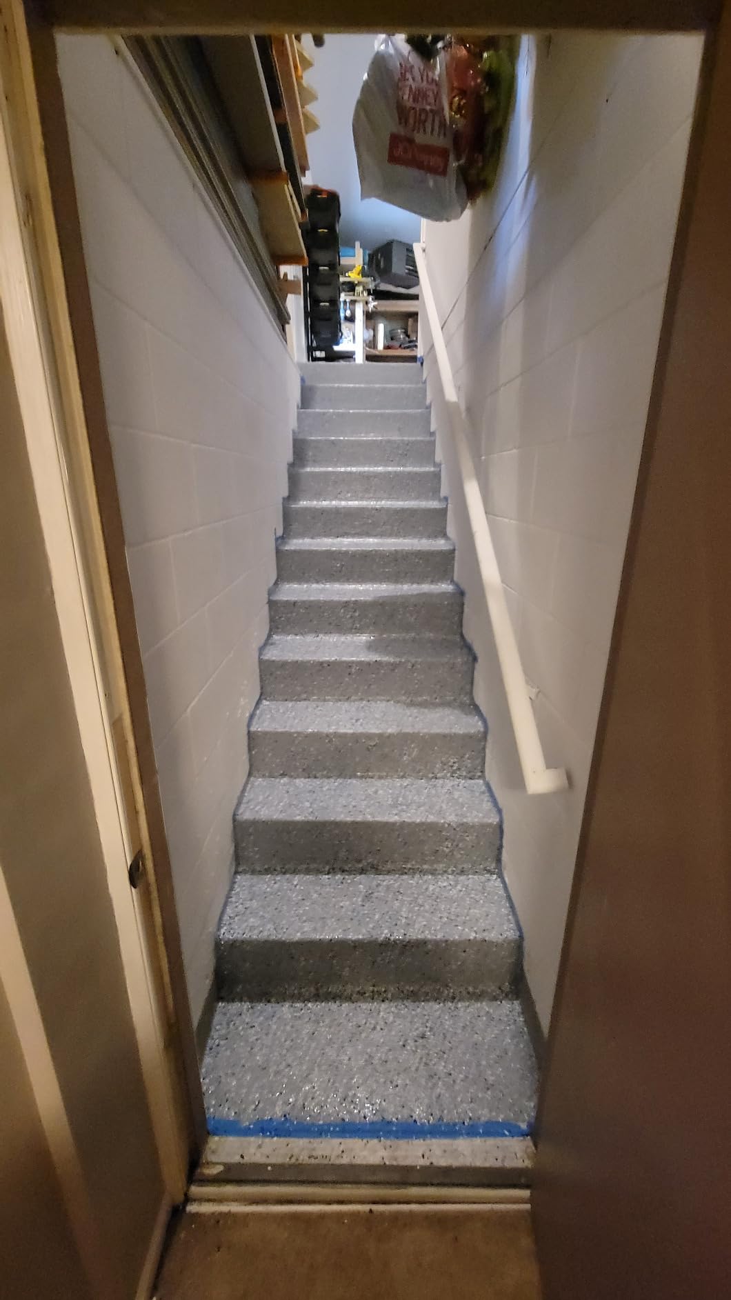 ArmorPoxy 100% Solids Garage Epoxy Floor Kit, Designer Gray, 300 Sq Ft 17pc customer photo 1