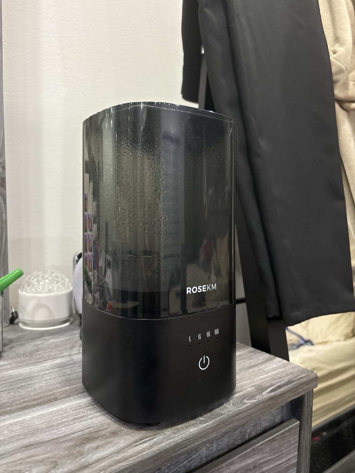 ROSEKM 2L Cool Mist Humidifier for Bedroom and Plants, Quiet, Black customer photo 2