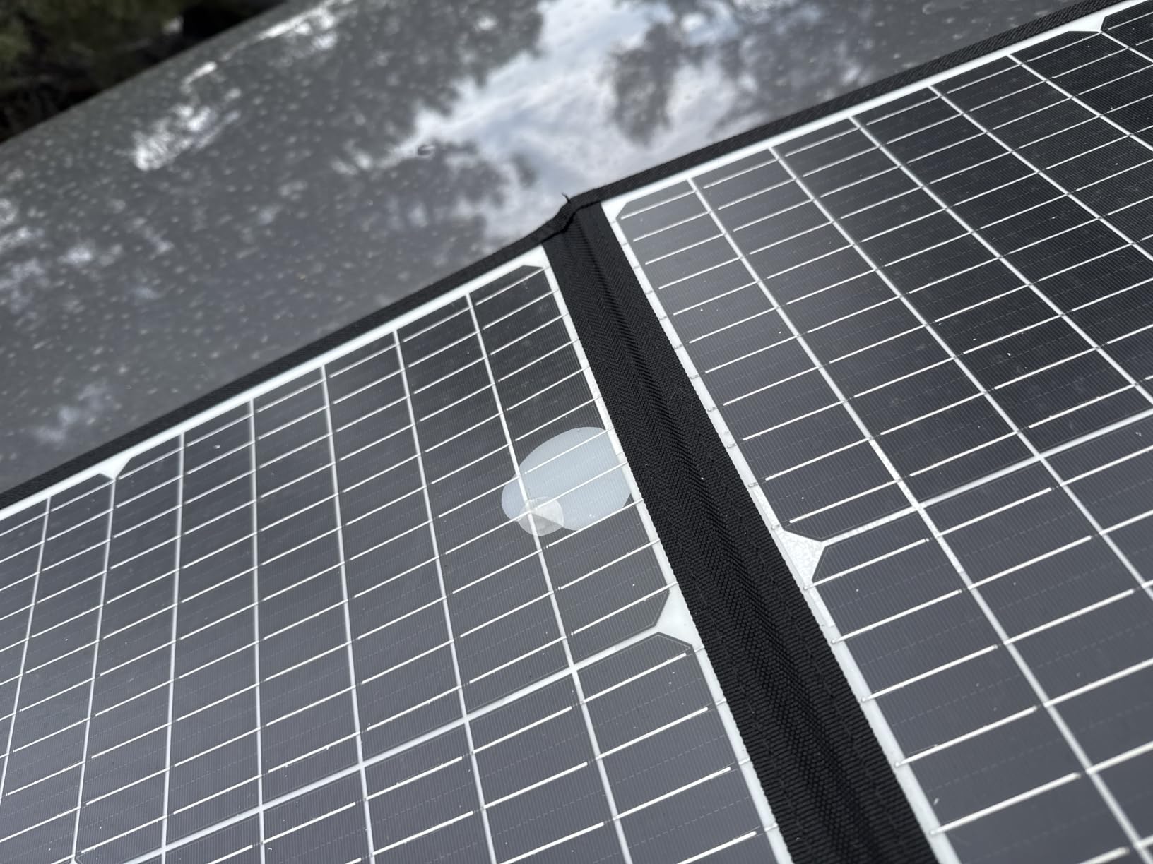 200W Portable Solar Panel for Power Station Generator, 12V/24V Flexible Foldable Solar Panel Kit Lightweight High-Efficiency Solar Charger Power Backup for Outdoor Van Camper Boat Caravan Off-Grid customer photo 2