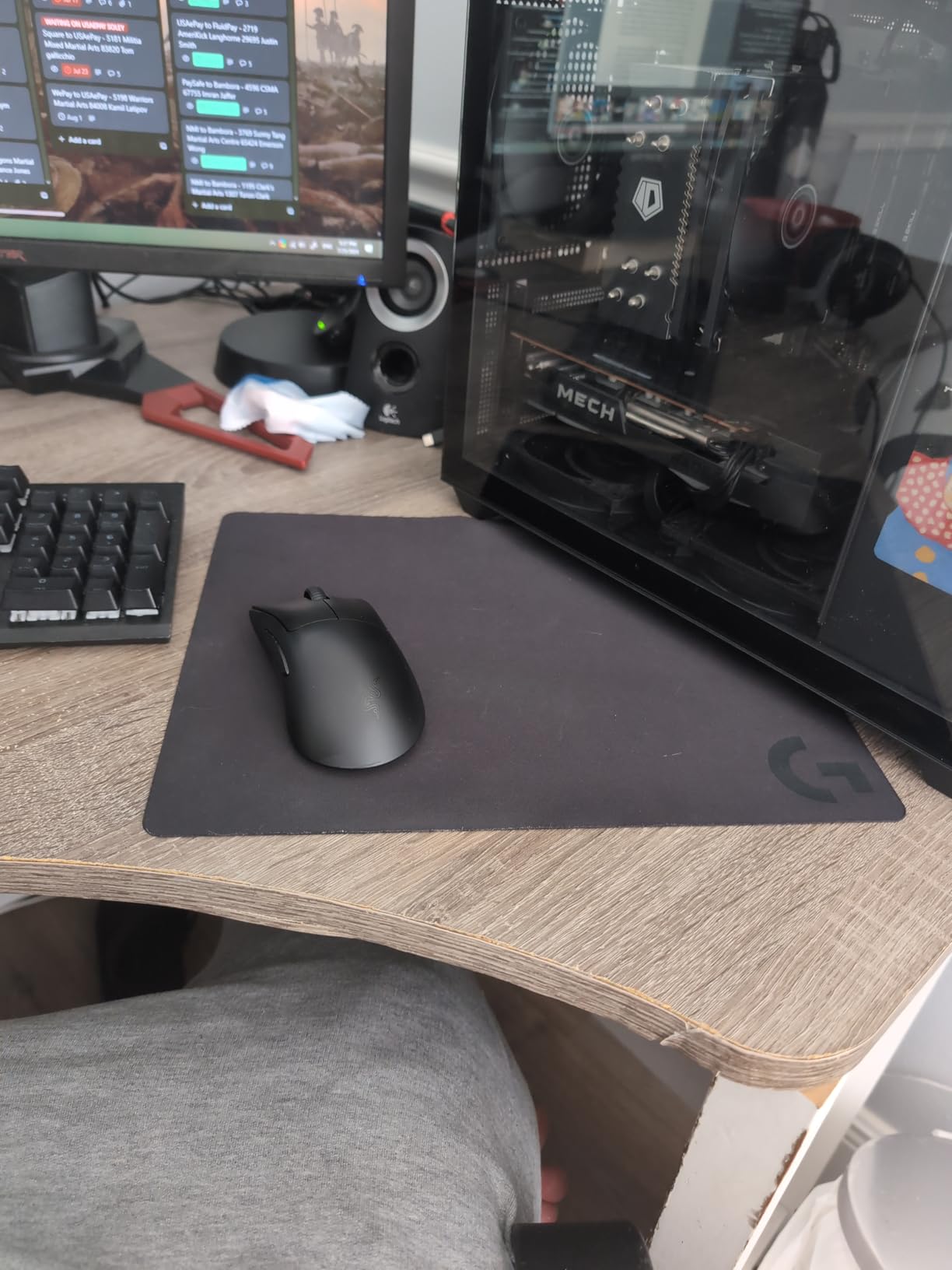 Logitech G840 XL Cloth Gaming Mouse Pad (900x400x3) - Black customer photo 2