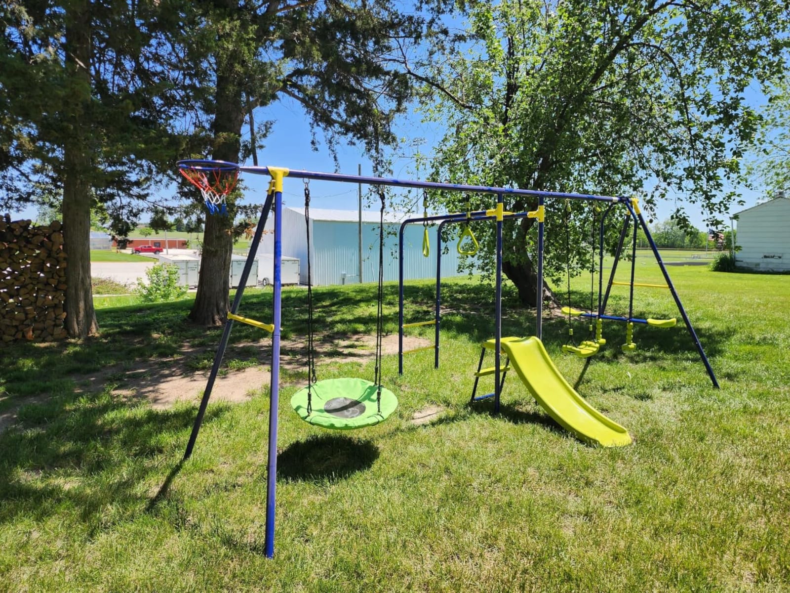 Costzon 660 lbs Swing Sets for Backyard, 7-in-1 Heavy Duty Extra Large Metal Swing Frame w/2 Swings, Glider, Gym Rings, Slide, Monkey Bar, Basketball Hoop, Play Equipment for Indoor Outdoor customer photo 1