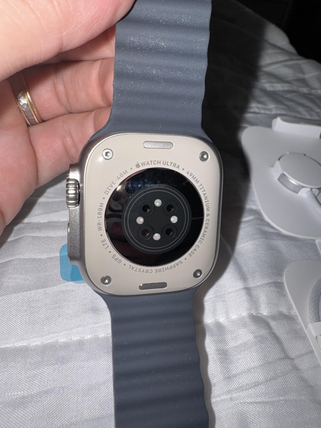 Apple Watch Ultra [GPS + Cellular 49mm] Titanium Case with Midnight Ocean Band, One Size (Renewed) customer photo 2