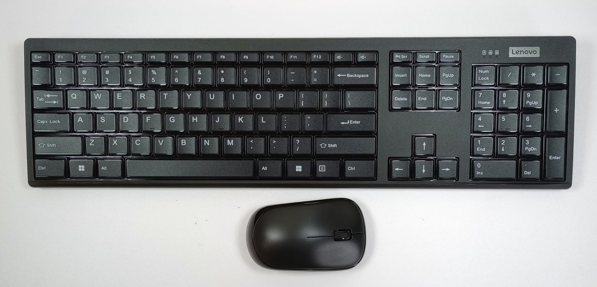 Lenovo 100 Wireless Keyboard and Mouse Combo – Cordless Set with Spill Resistant Quiet Keys – 3-Zone Keyboard - Ambidextrous Mouse – Compact Design – Wireless USB -Black customer photo 1