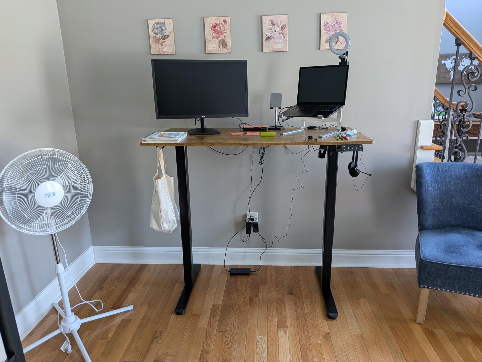 Claiks Electric Height Adjustable Standing Desk, 48x24 Inch, Rustic Brown customer photo 1