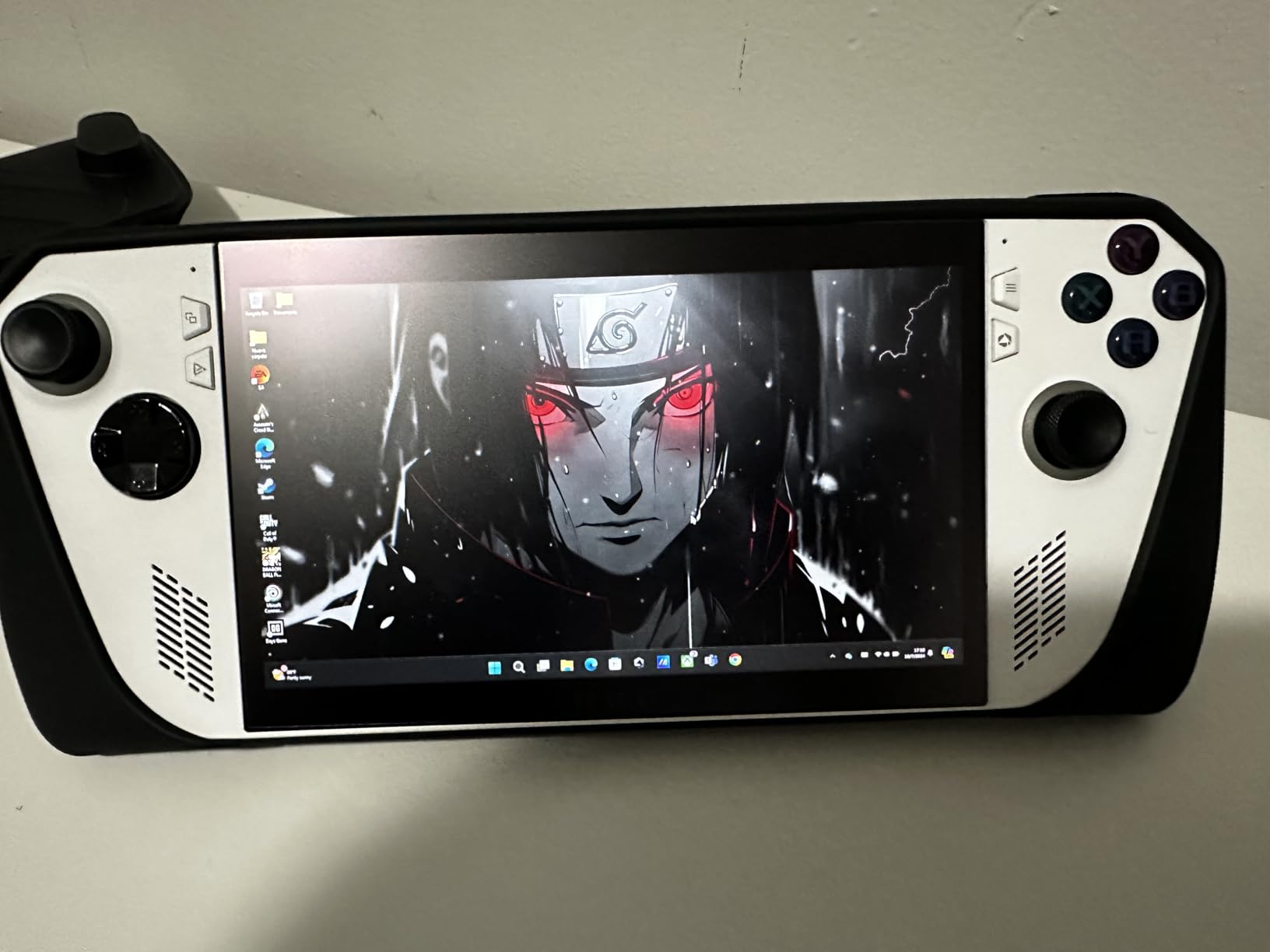 ASUS ROG Ally customer photo 2