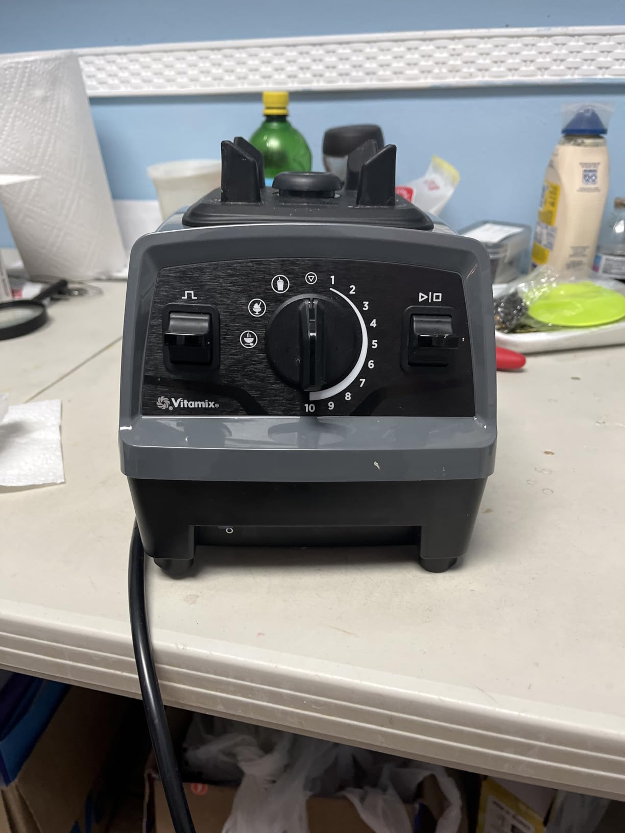 Vitamix Explorian with Programs Blender, Black (Renewed Premium) customer photo 1