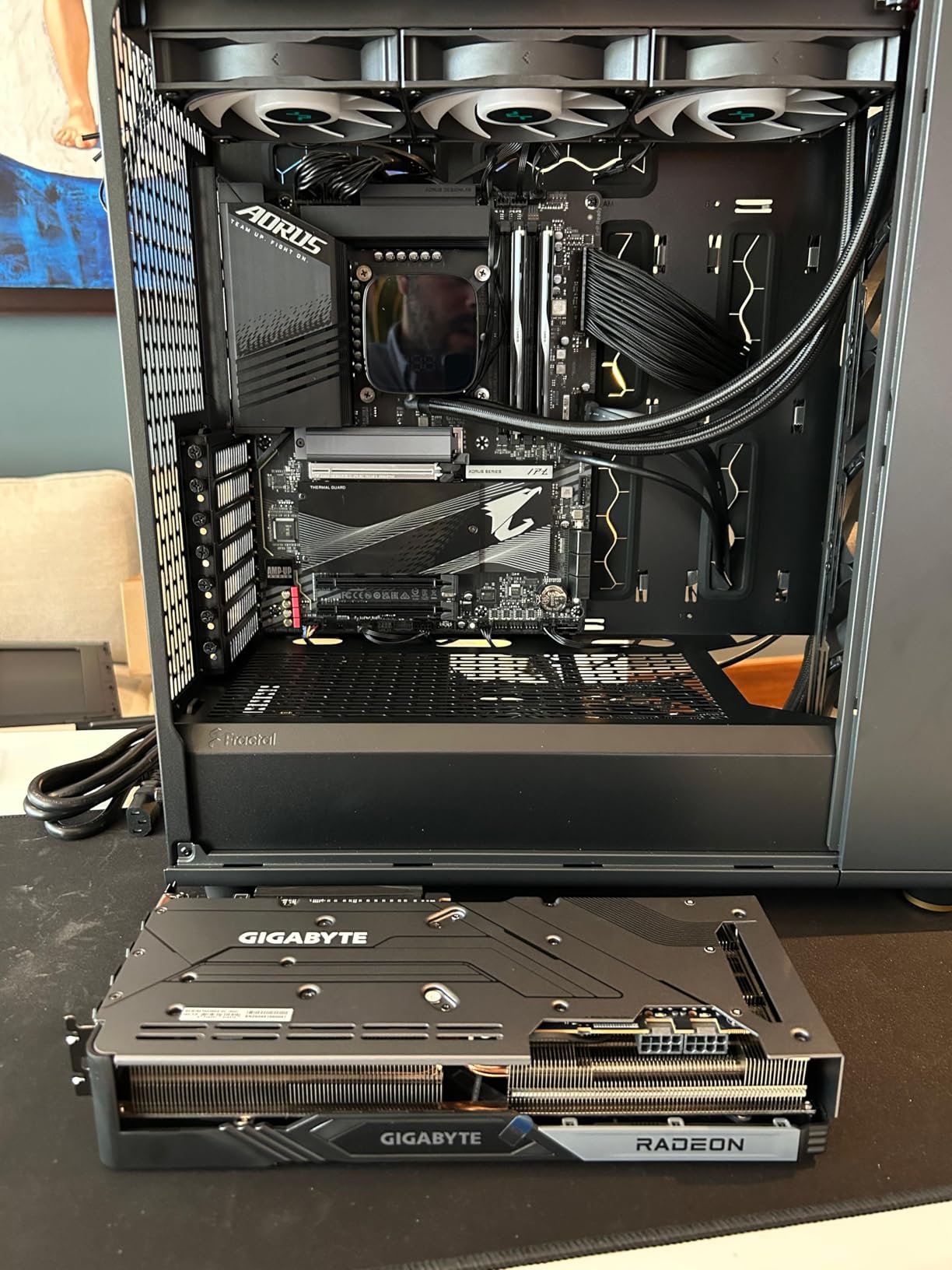GIGABYTE RX 7800 XT OC 16GB customer photo 2