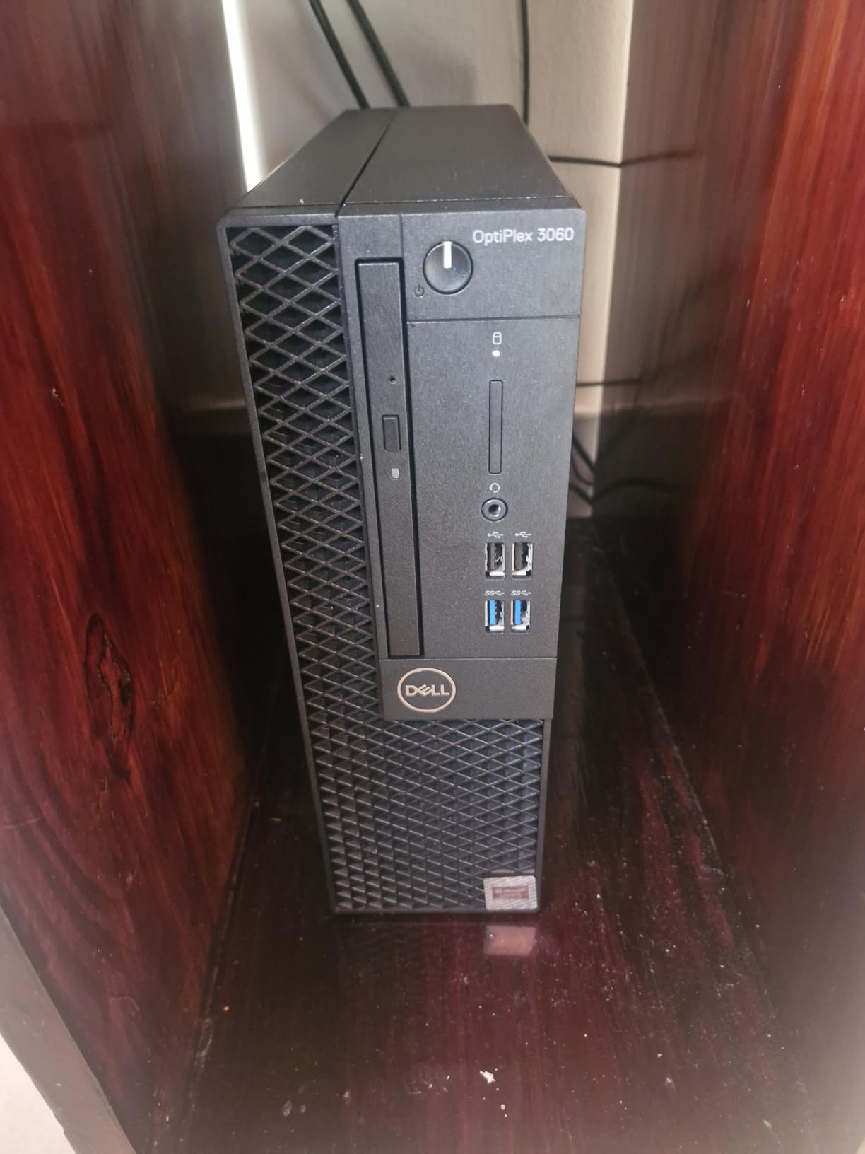 Dell OptiPlex 3060 customer photo 2