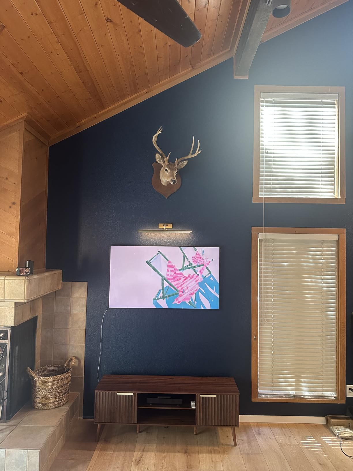 Samsung 50-Inch Class QLED 4K LS03D The Frame Series Quantum HDR Smart TV w/Dolby Atmos, Art Mode, Anti-Reflection, Customizable Frame, Slim Fit Wall Mount with Alexa Built-in (QN50LS03D, 2024 Model) customer photo 1