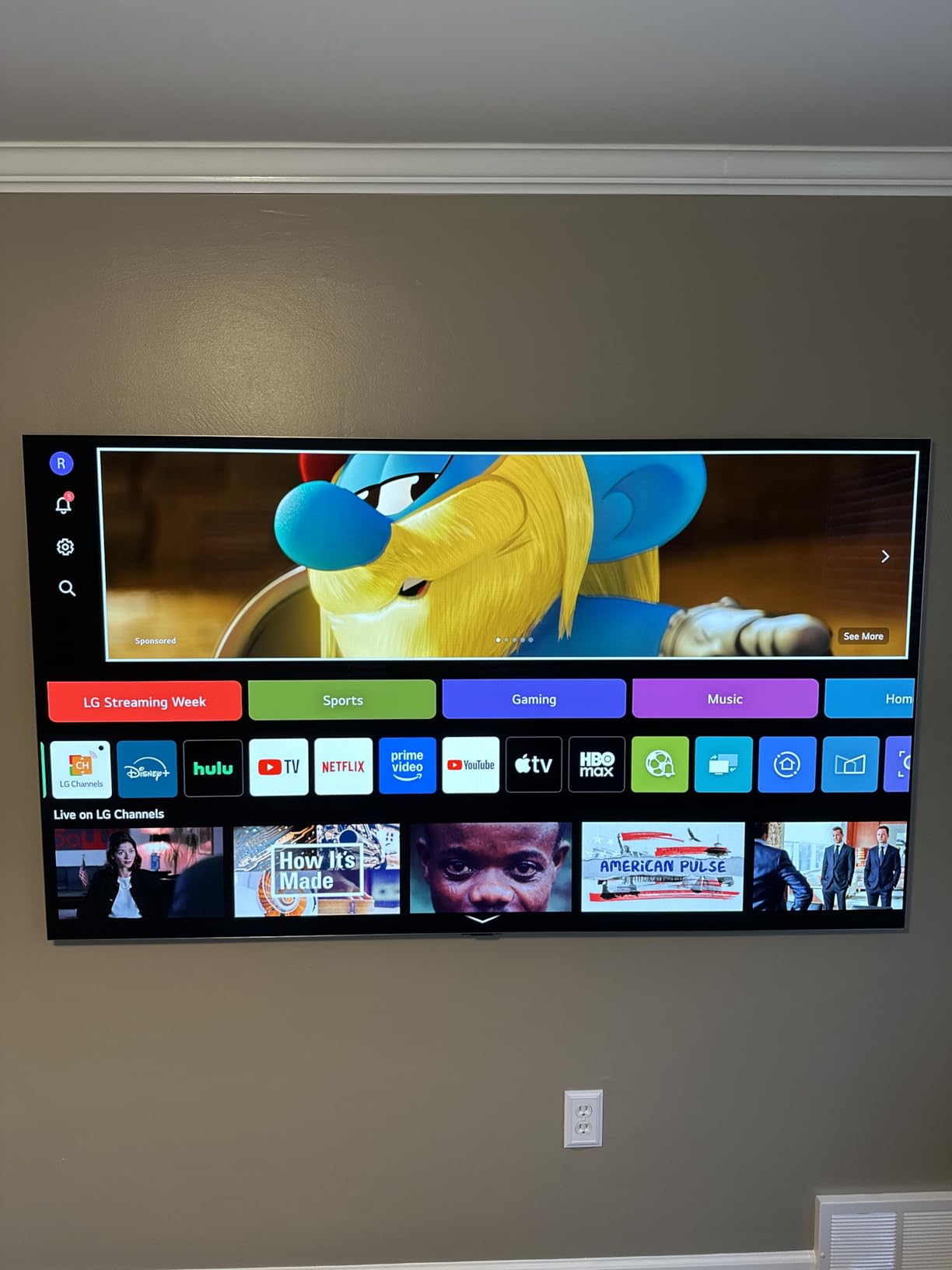 LG 77-Inch Class OLED evo G4 Series Smart TV 4K Processor Flat Screen with Magic Remote AI-Powered with Alexa Built-in (OLED77G4WUA, 2024) customer photo 2