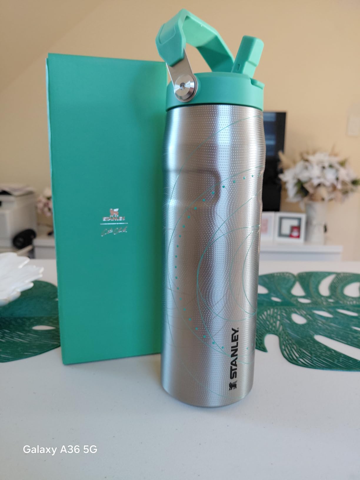 Stanley IceFlow AeroLight Bottle customer photo 2