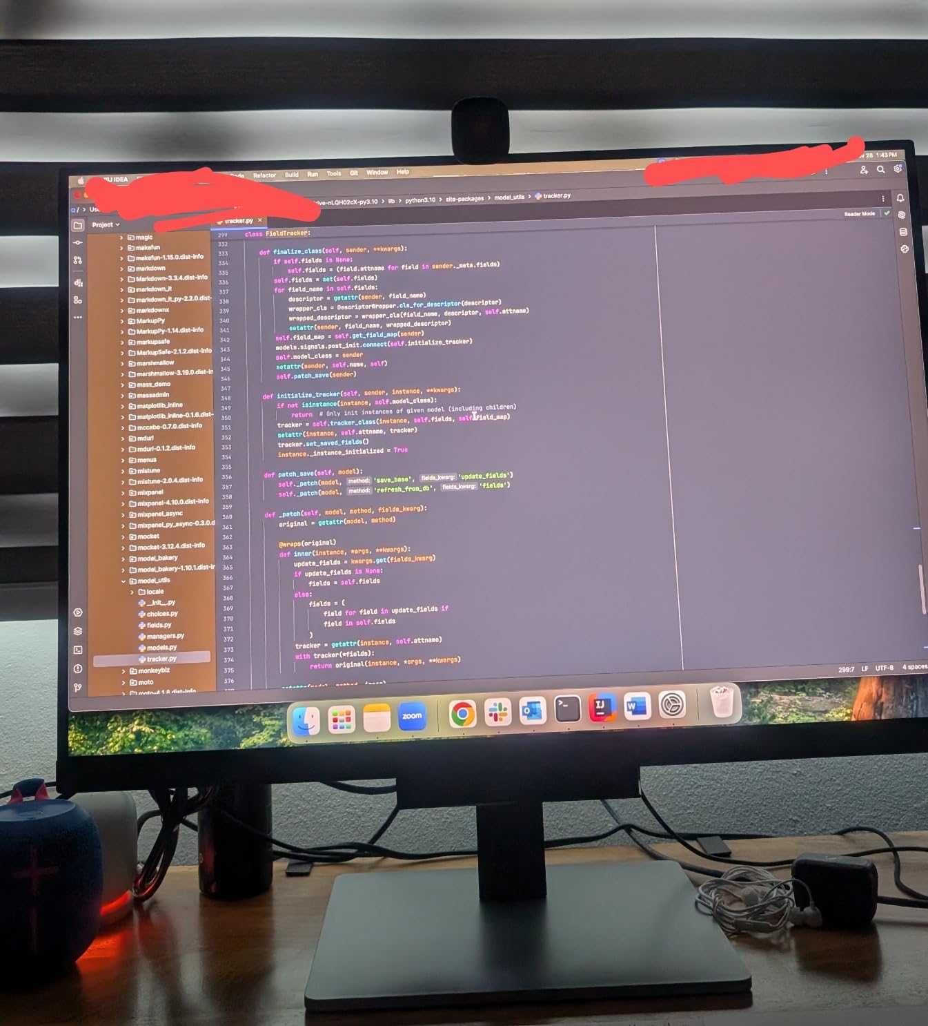 BenQ RD280U 28.2” 4K 3840x2560 3:2 Programming Monitor, Eye-Care, Nano Matte Panel, Coding Modes, MoonHalo Backlight, 90W USB-C, KVM, VESA Mount, Developer Monitor customer photo 1